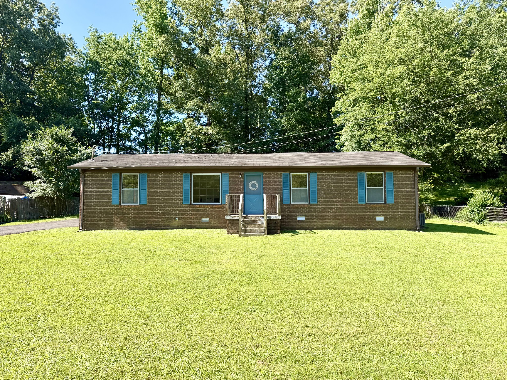 750 Cherokee Dr Property Photo 1