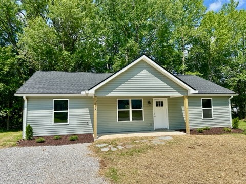 218 E Peter Ave Property Photo 1