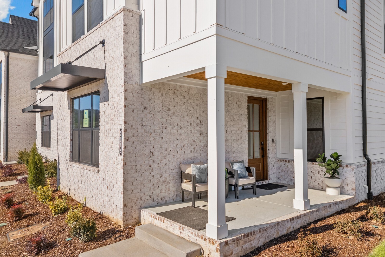 2108 Conductor Ln Property Photo 1
