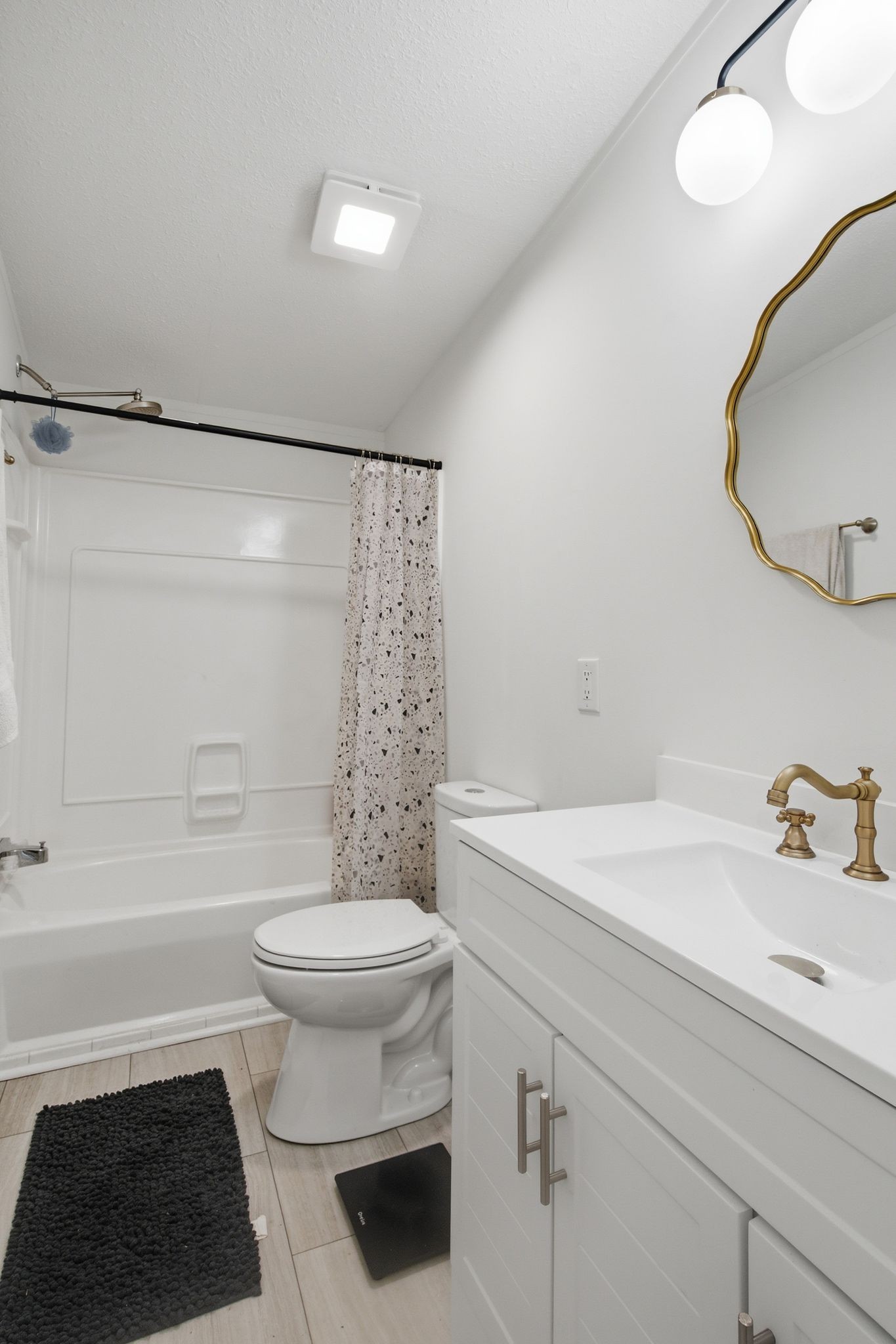 824 Pitt Ave Property Photo 16