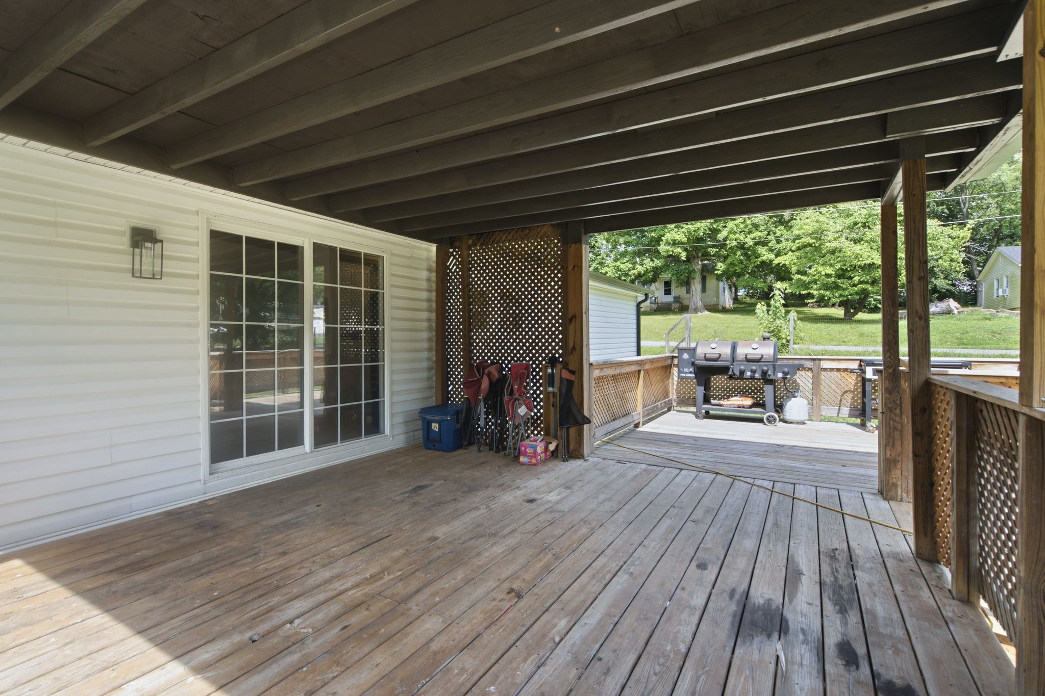 824 Pitt Ave Property Photo 23