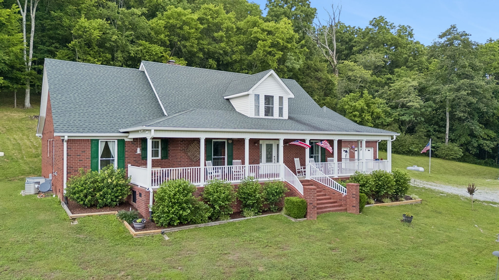 2865 Spring Place Rd Property Photo 1