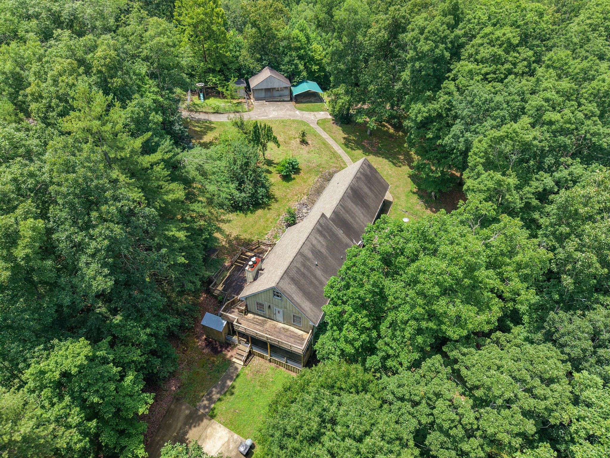 1040 Rustic Hills Dr Property Photo 27