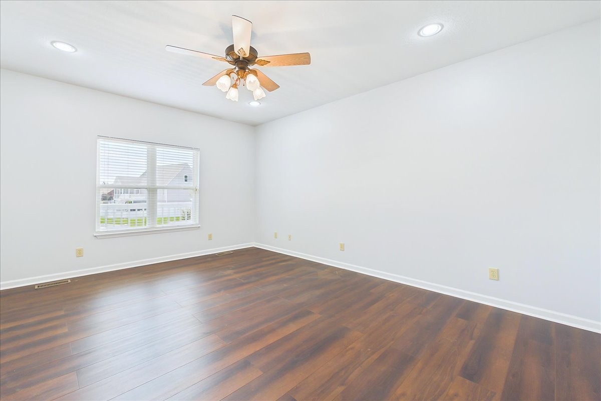 242 Fyke Drive Property Photo 11