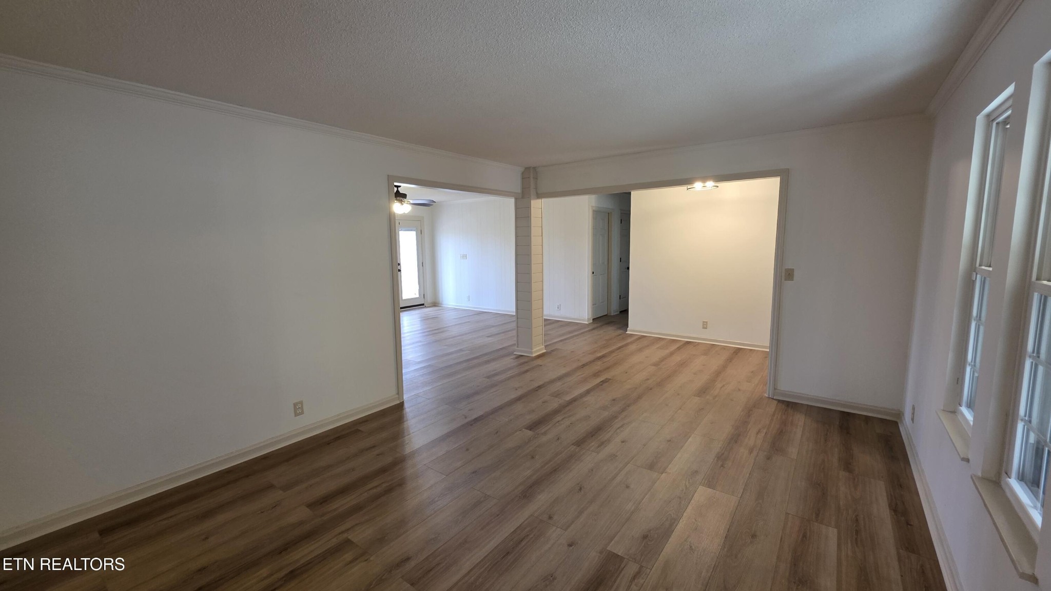 1135 W Outer Drive Property Photo 13