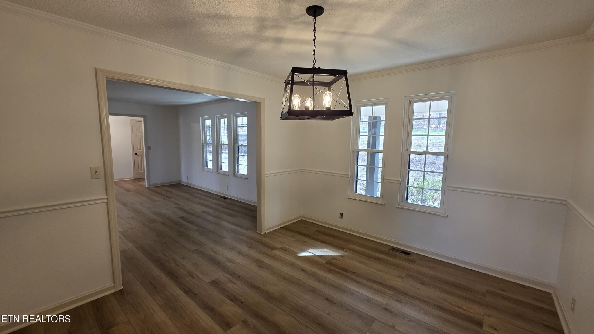 1135 W Outer Drive Property Photo 25