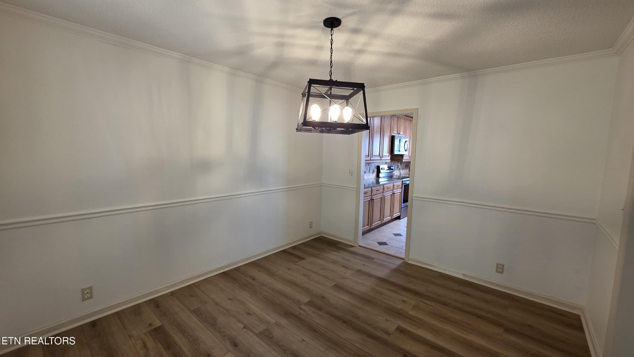 1135 W Outer Drive Property Photo 26