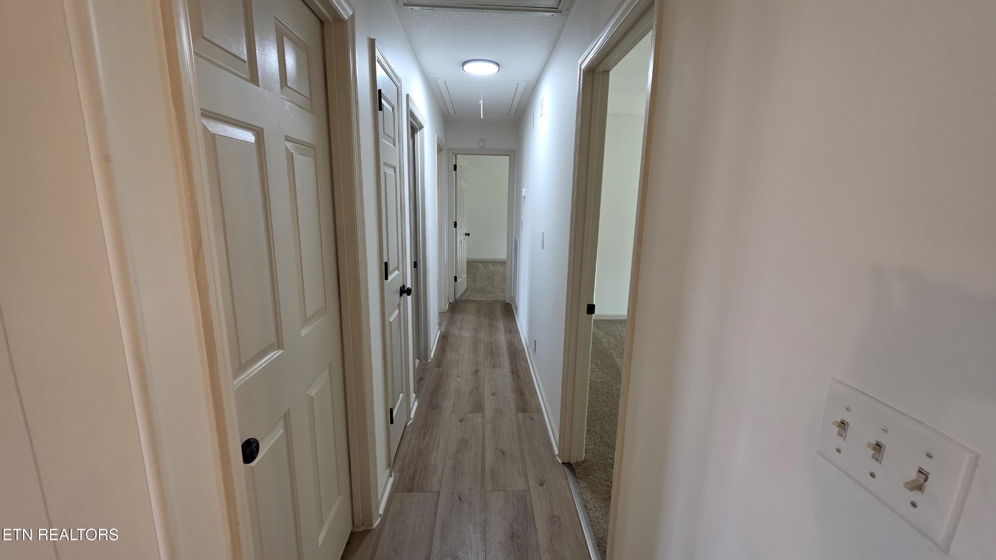 1135 W Outer Drive Property Photo 27