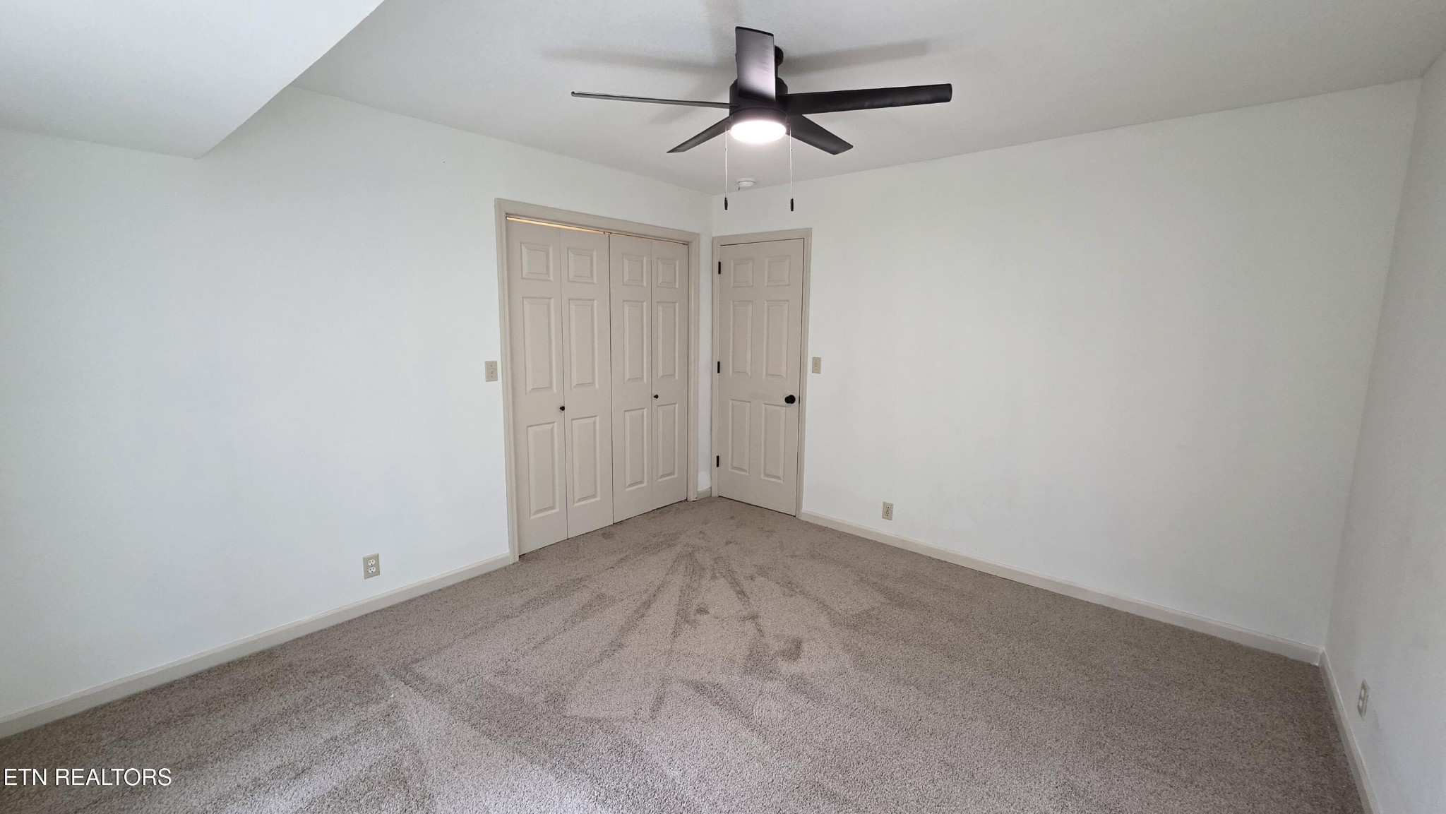 1135 W Outer Drive Property Photo 29