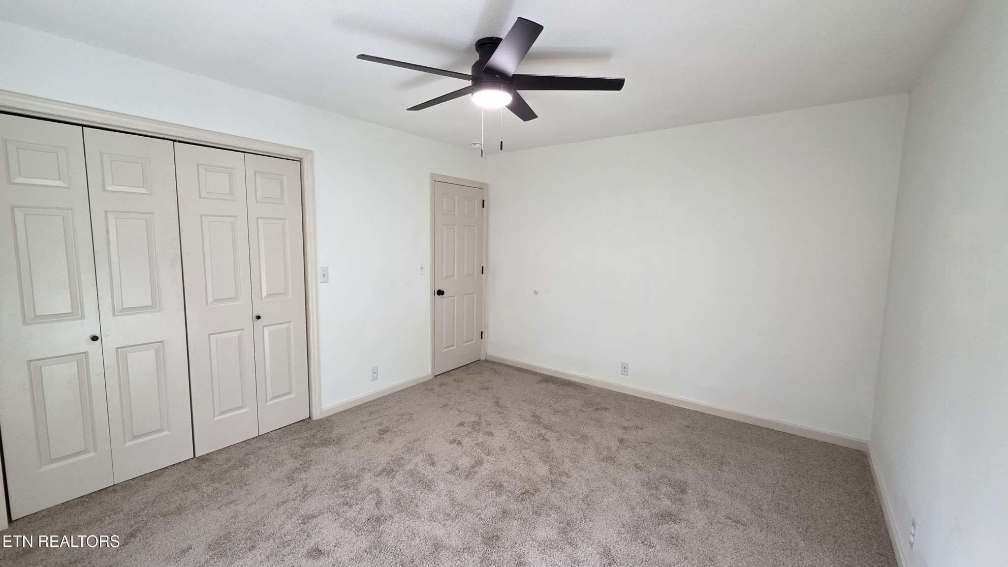 1135 W Outer Drive Property Photo 34