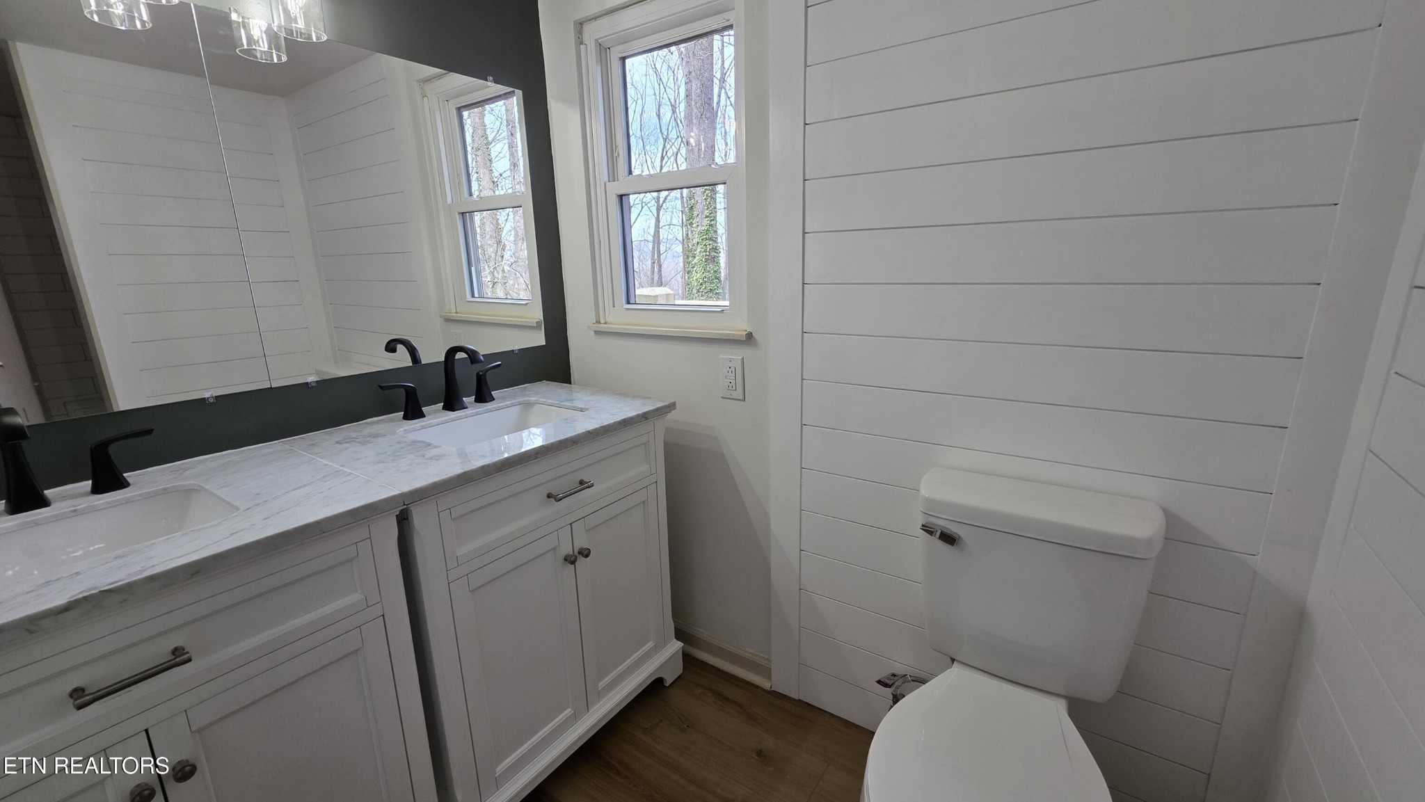 1135 W Outer Drive Property Photo 38
