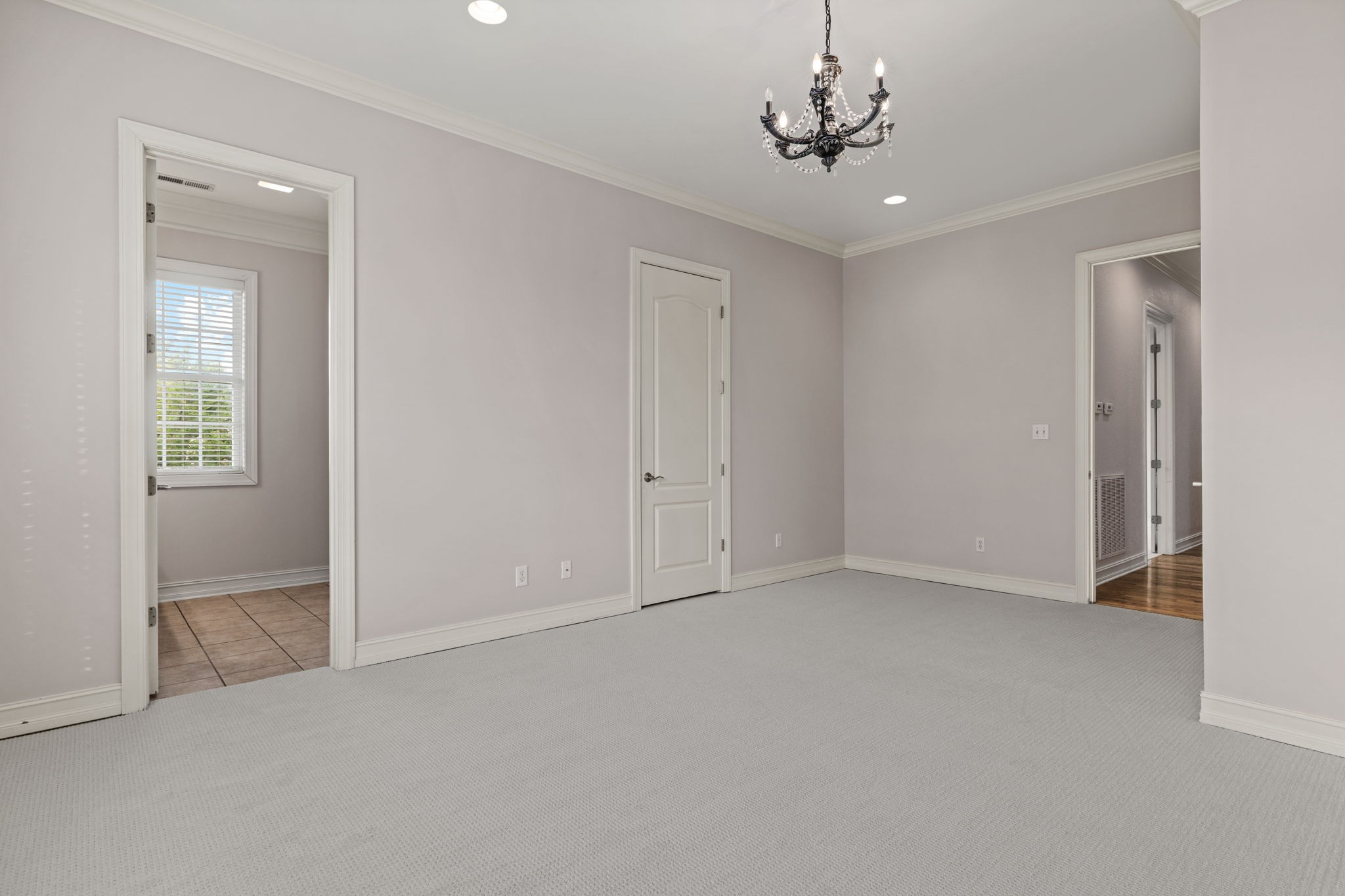 101 E Meadow Hill Dr Property Photo 37
