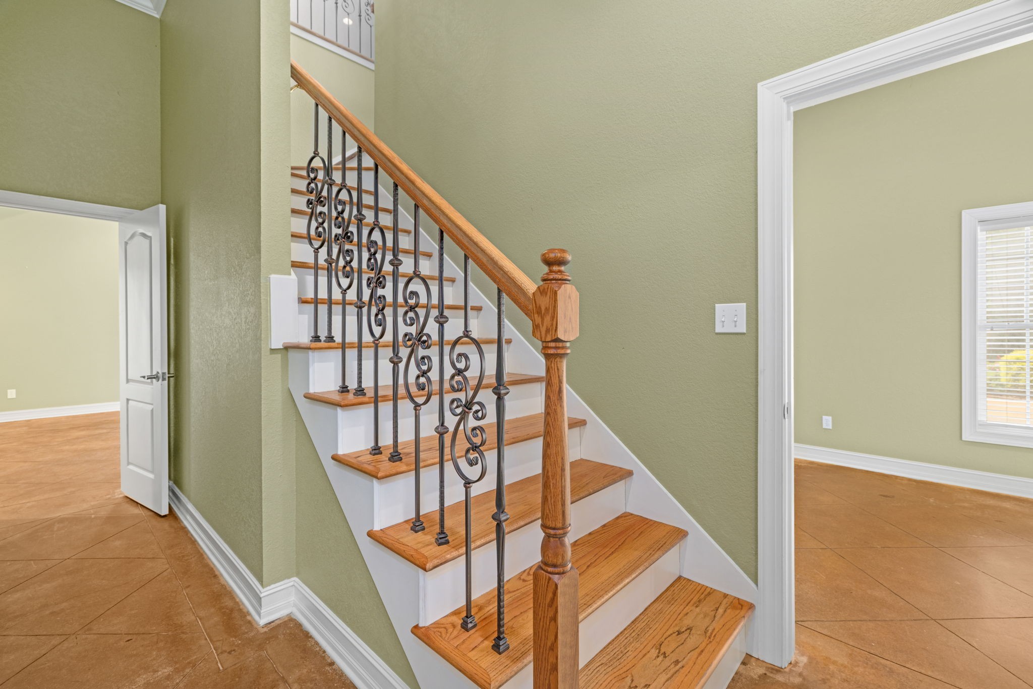101 E Meadow Hill Dr Property Photo 48
