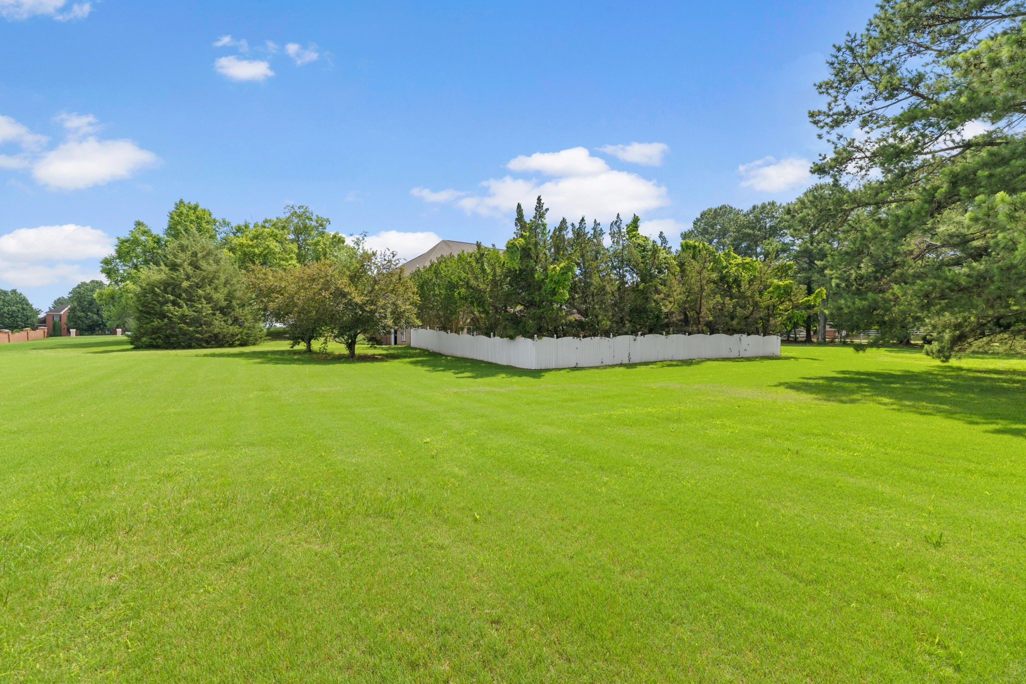 101 E Meadow Hill Dr Property Photo 65