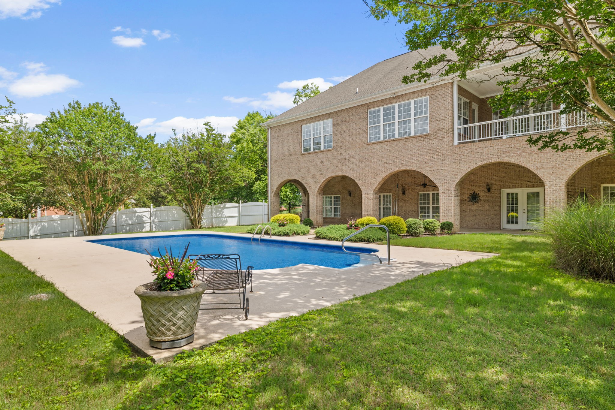 101 E Meadow Hill Dr Property Photo 68