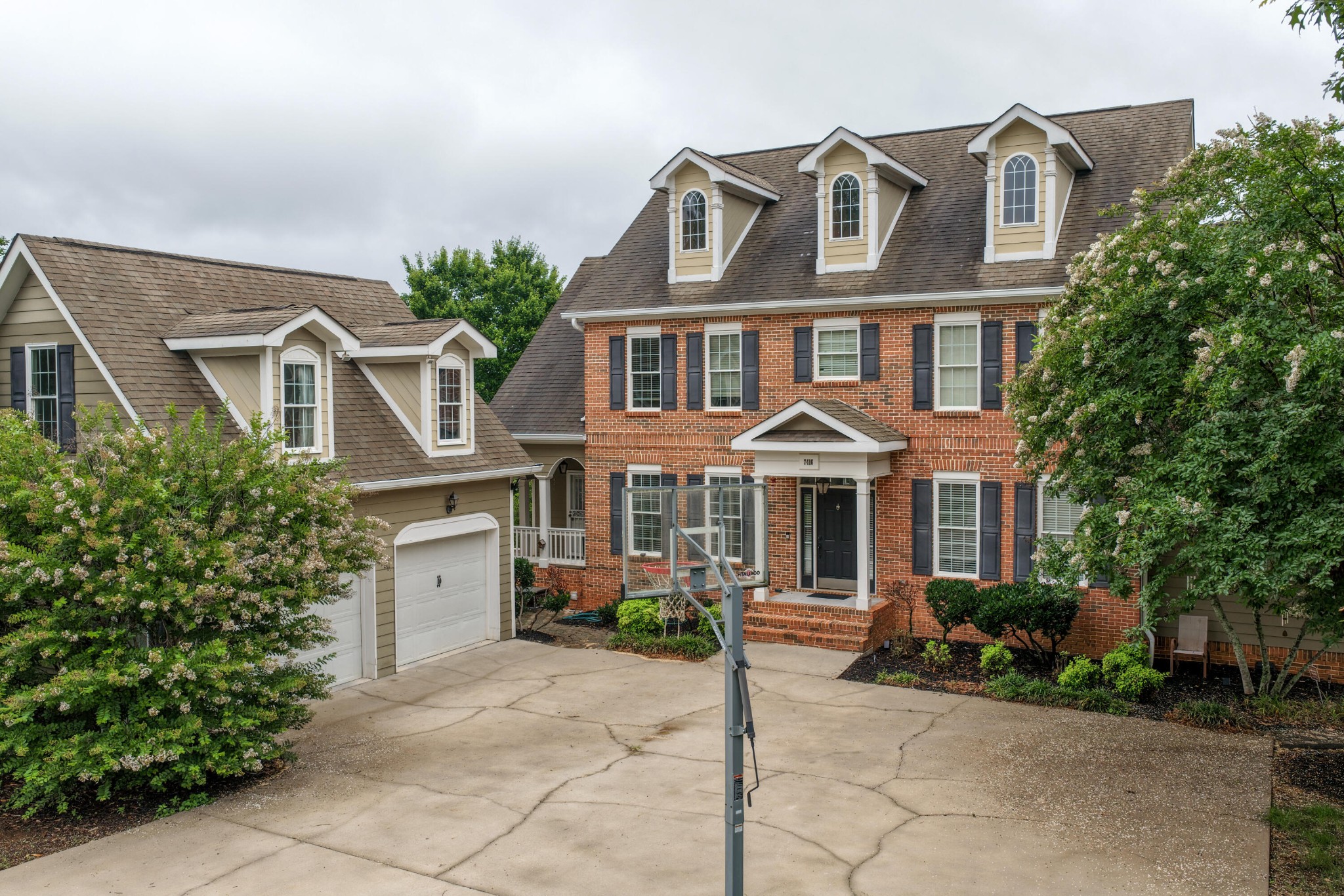 7416 Splendid View Drive Property Photo 1