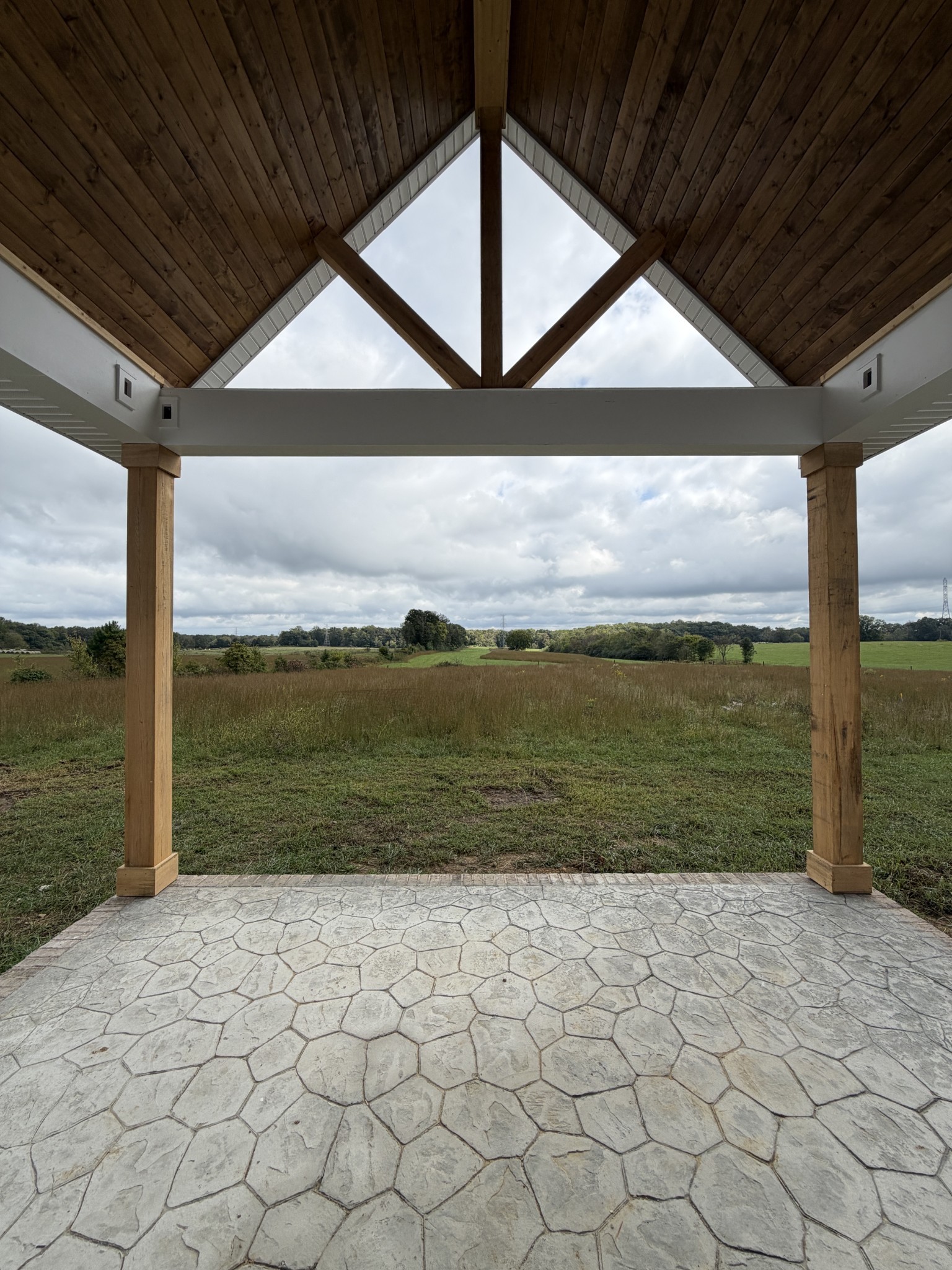 128 Copperas Creek Property Photo 10