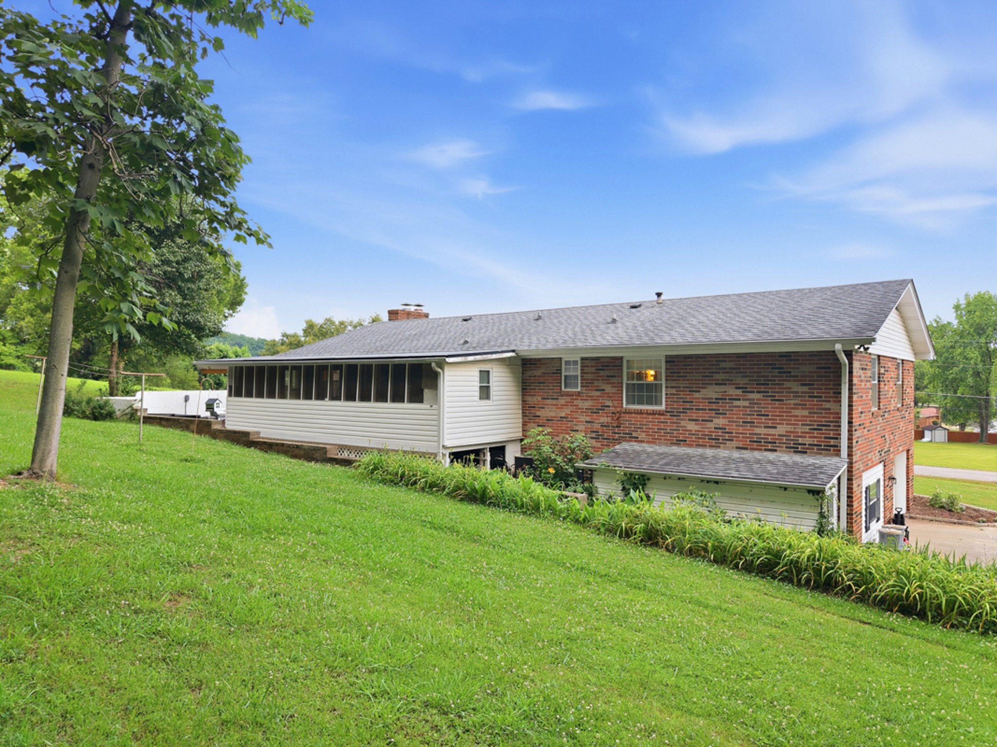 1328 Hillvale Rd Property Photo 46
