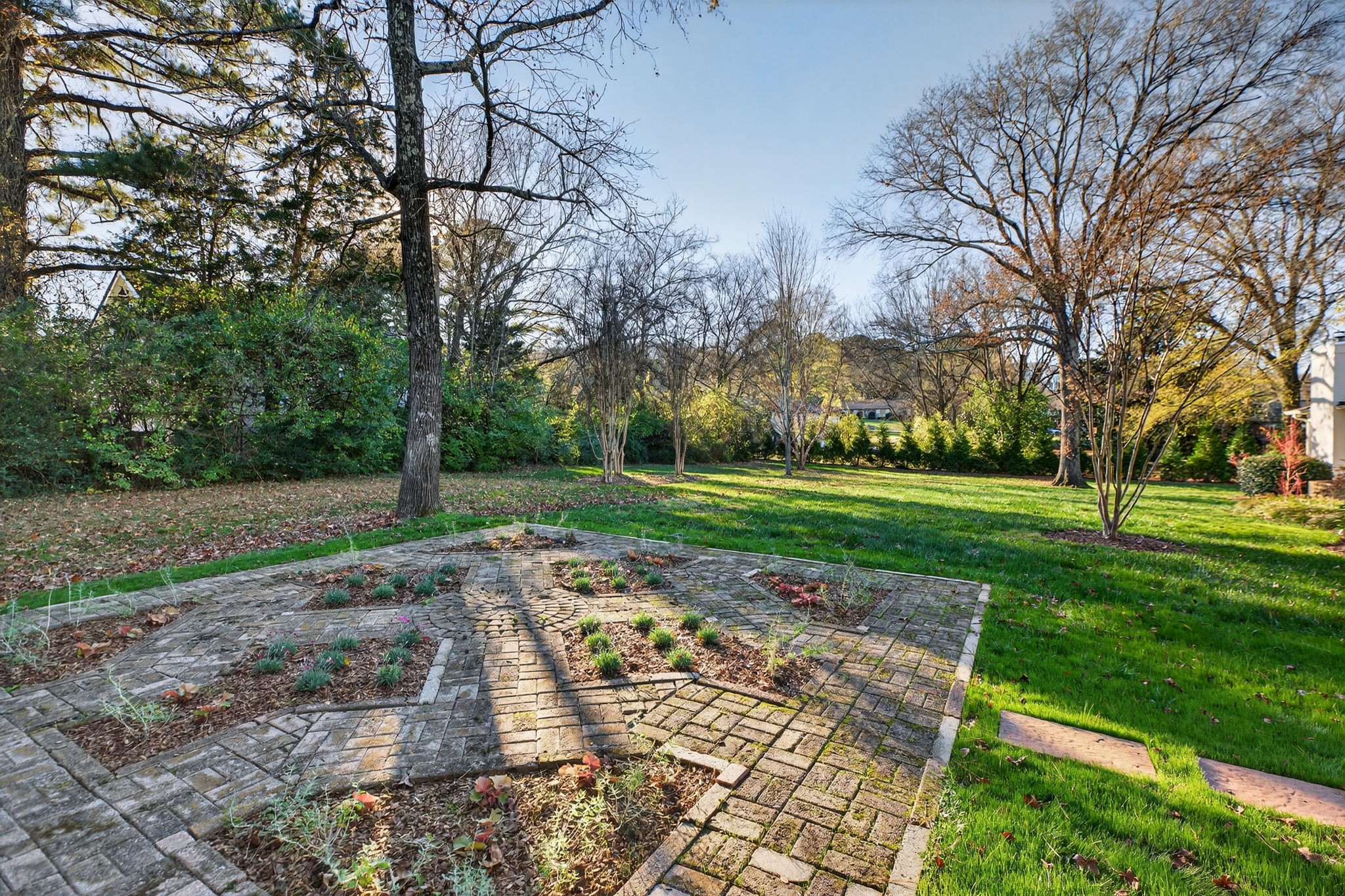 1209 Tyne Blvd Property Photo 55