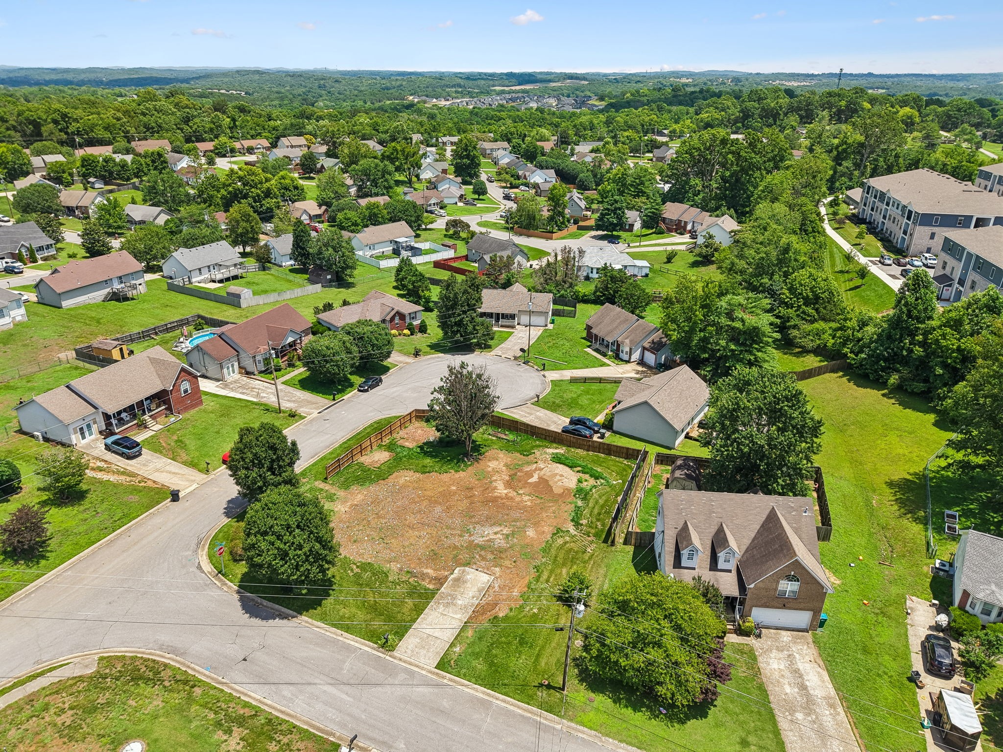 401 Swallow Cv Property Photo 4