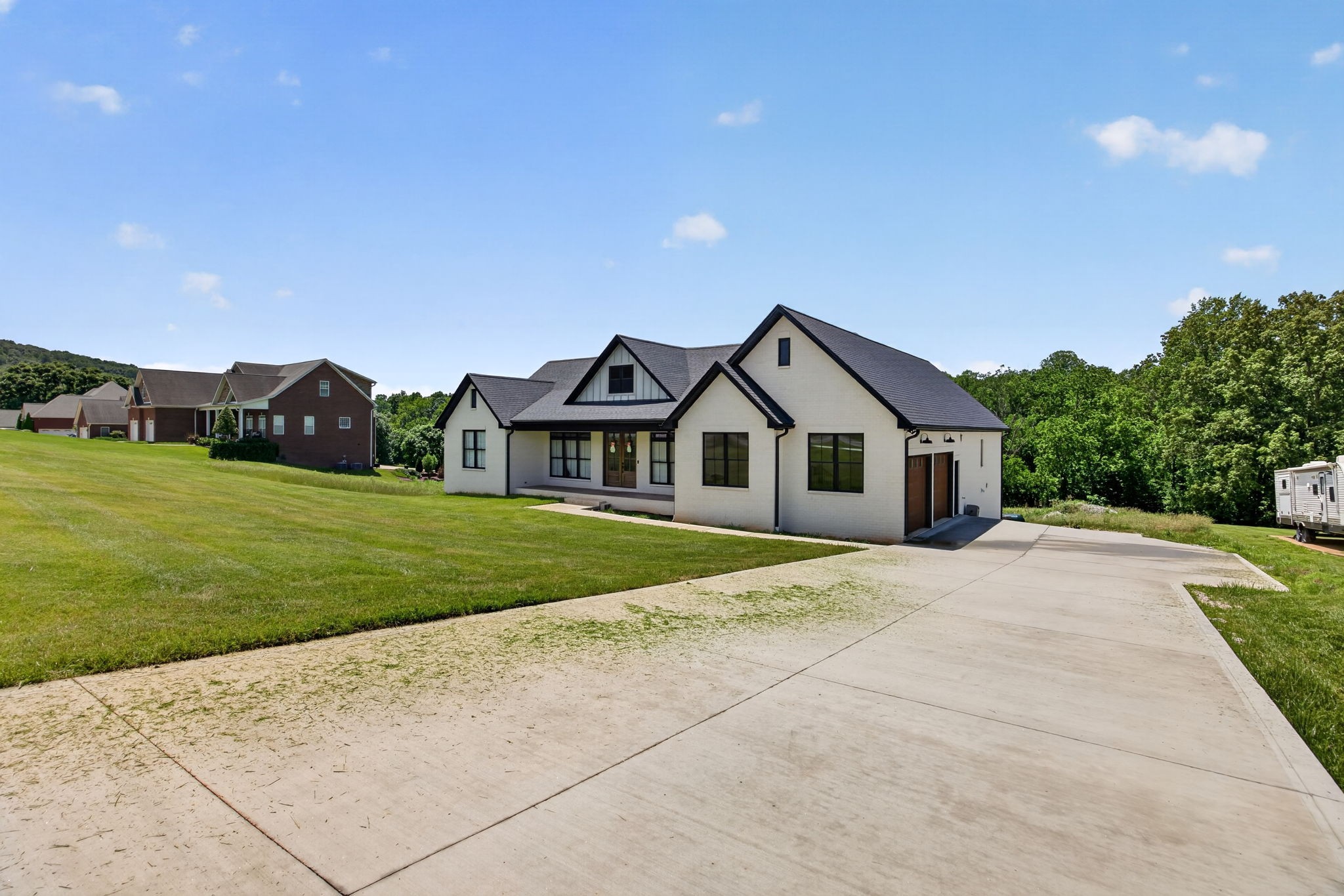 4413 Twin Creeks Dr