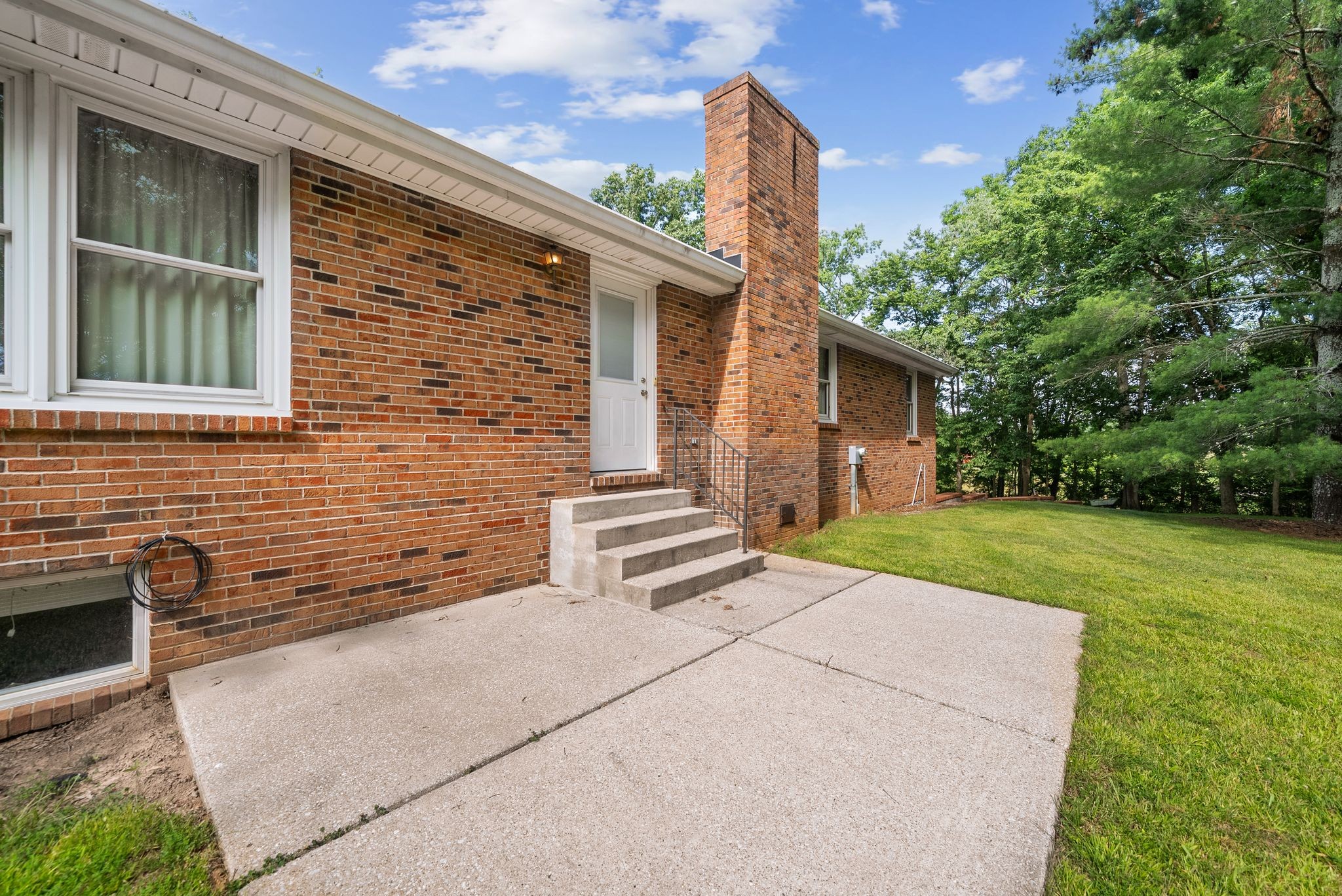 3155 W Division St Property Photo 38