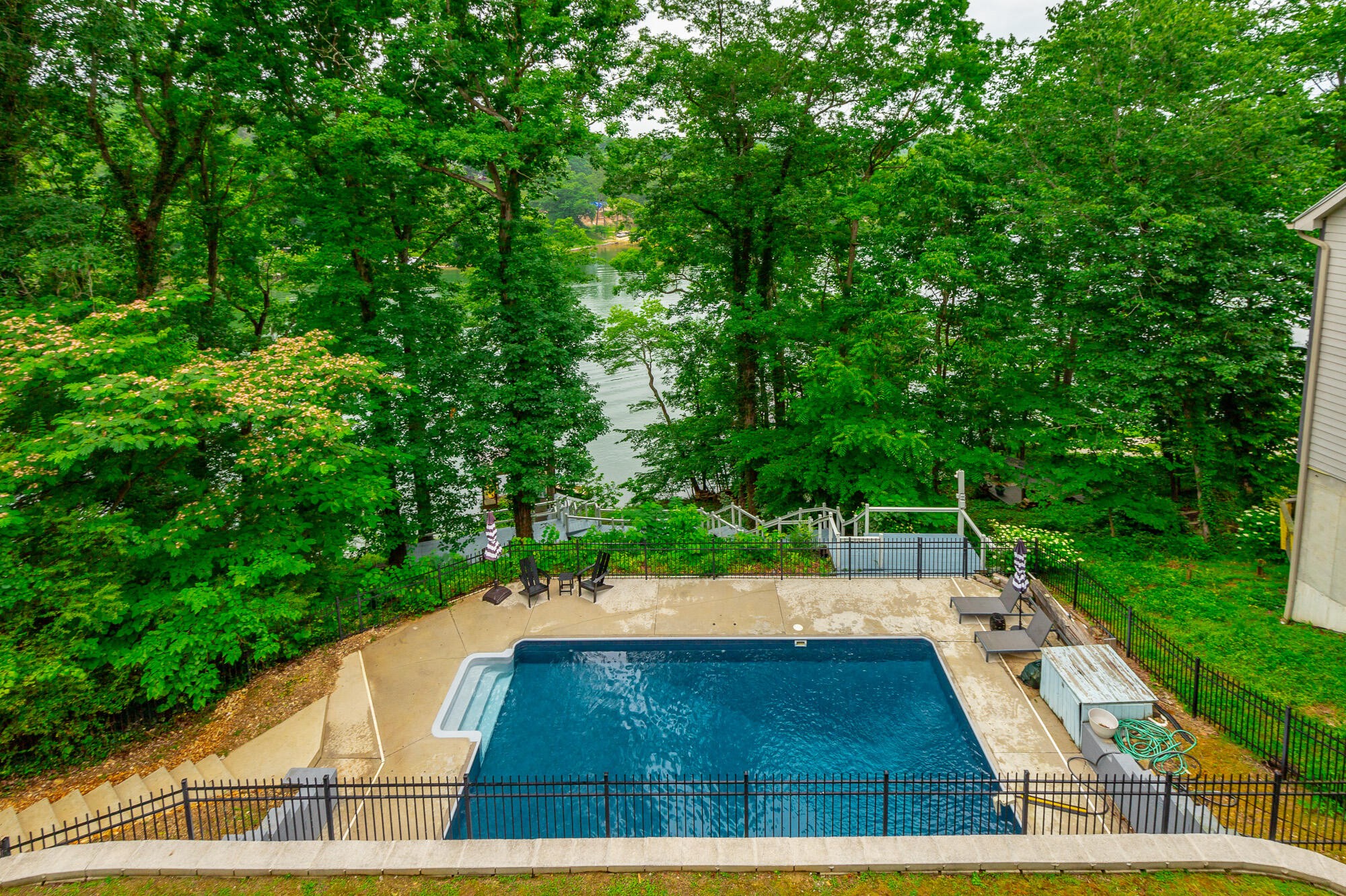 1043 Clift Cave Drive Property Photo 88