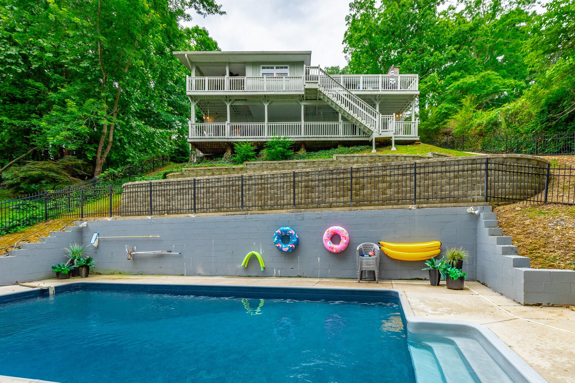 1043 Clift Cave Drive Property Photo 96