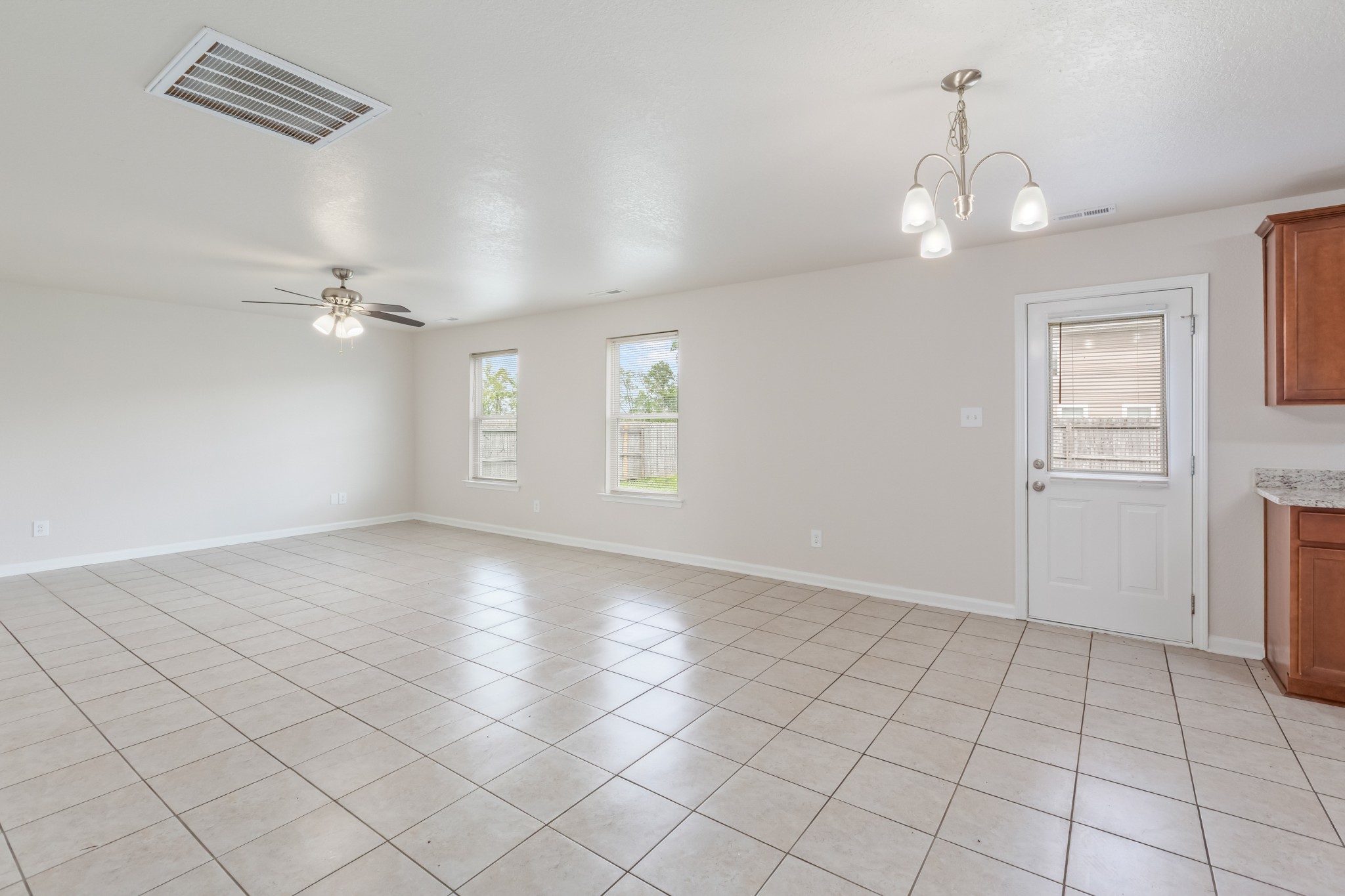 3607 Stargell Dr Property Photo 4