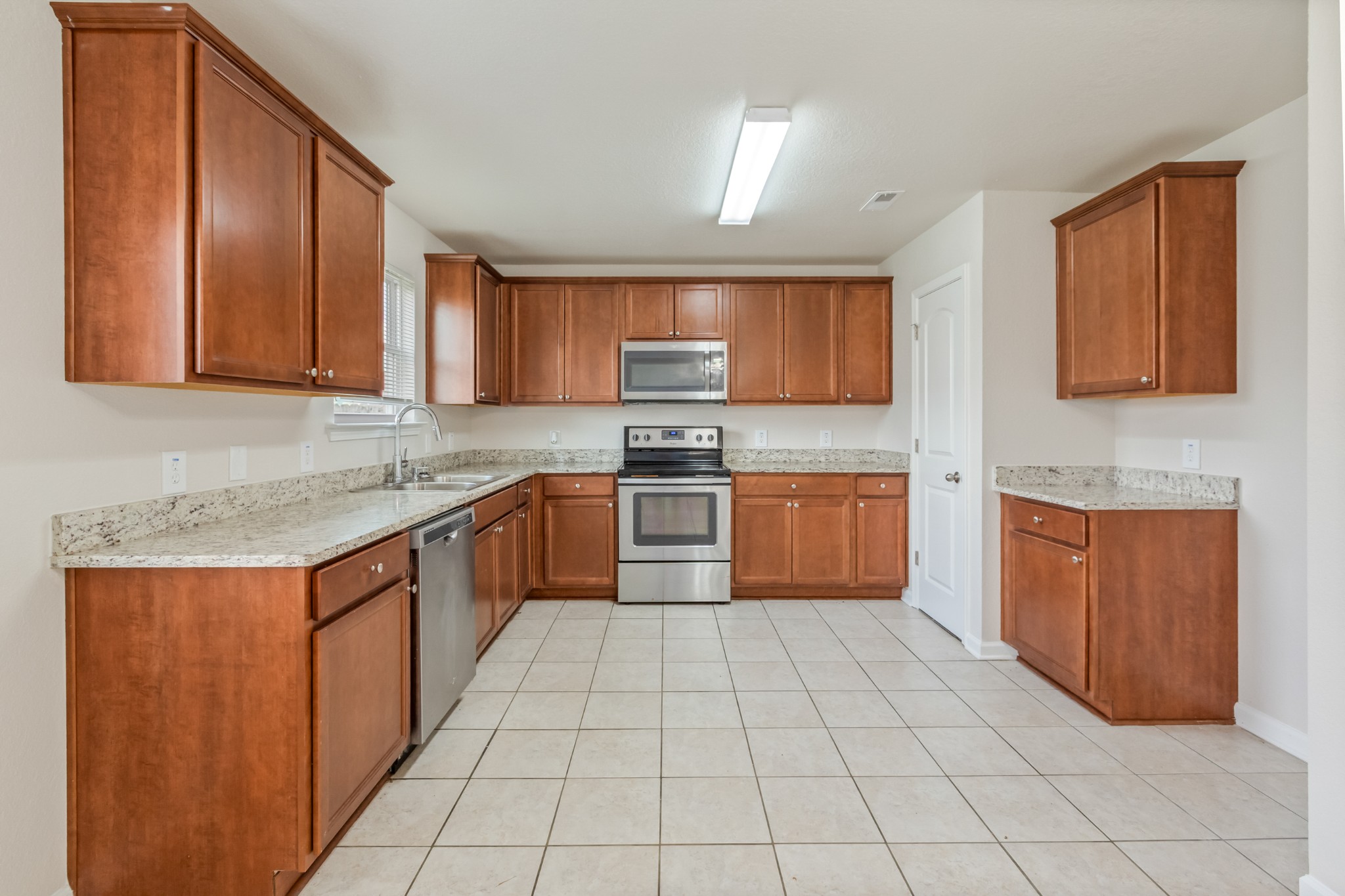 3607 Stargell Dr Property Photo 5
