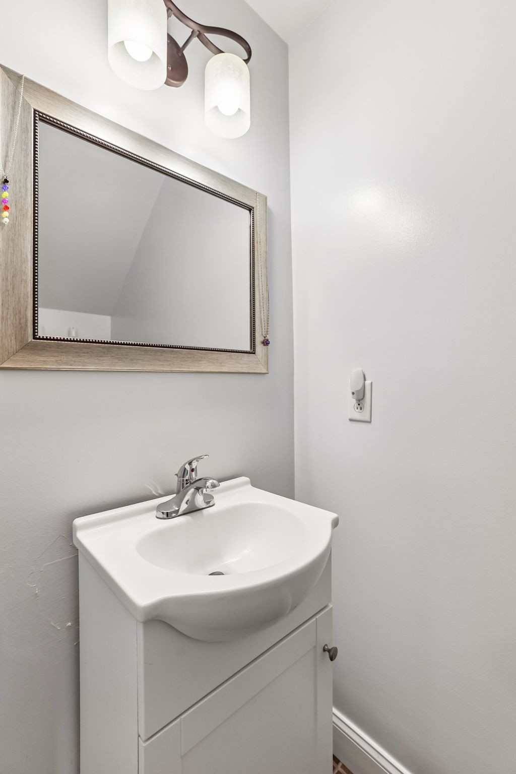 876 Wolves Den Pl Property Photo 38