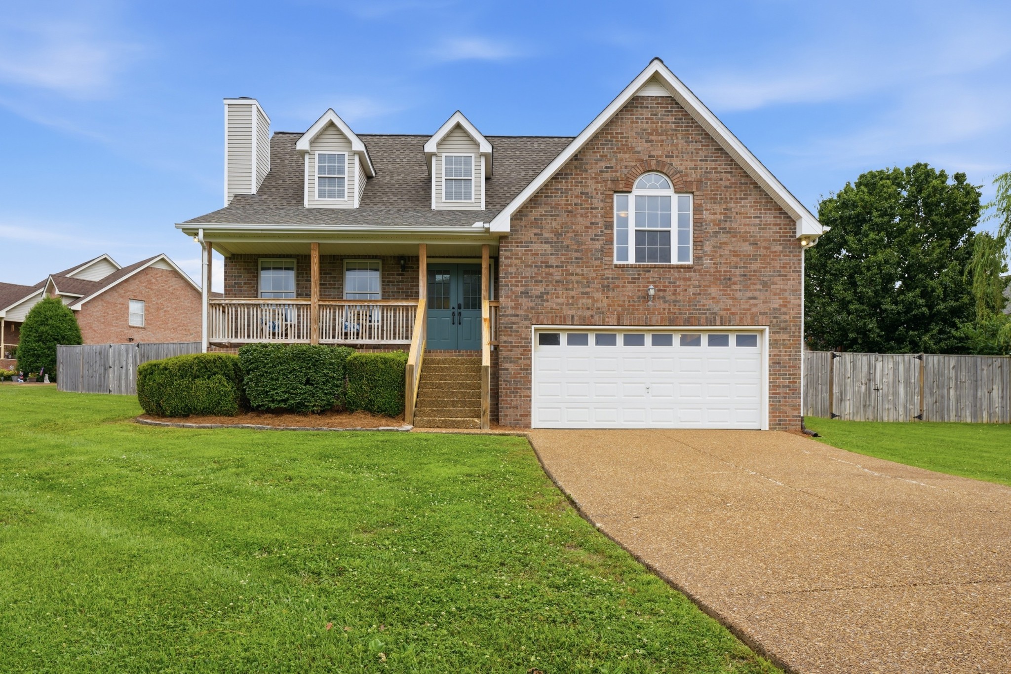 104 Brookview Cir Property Photo 1