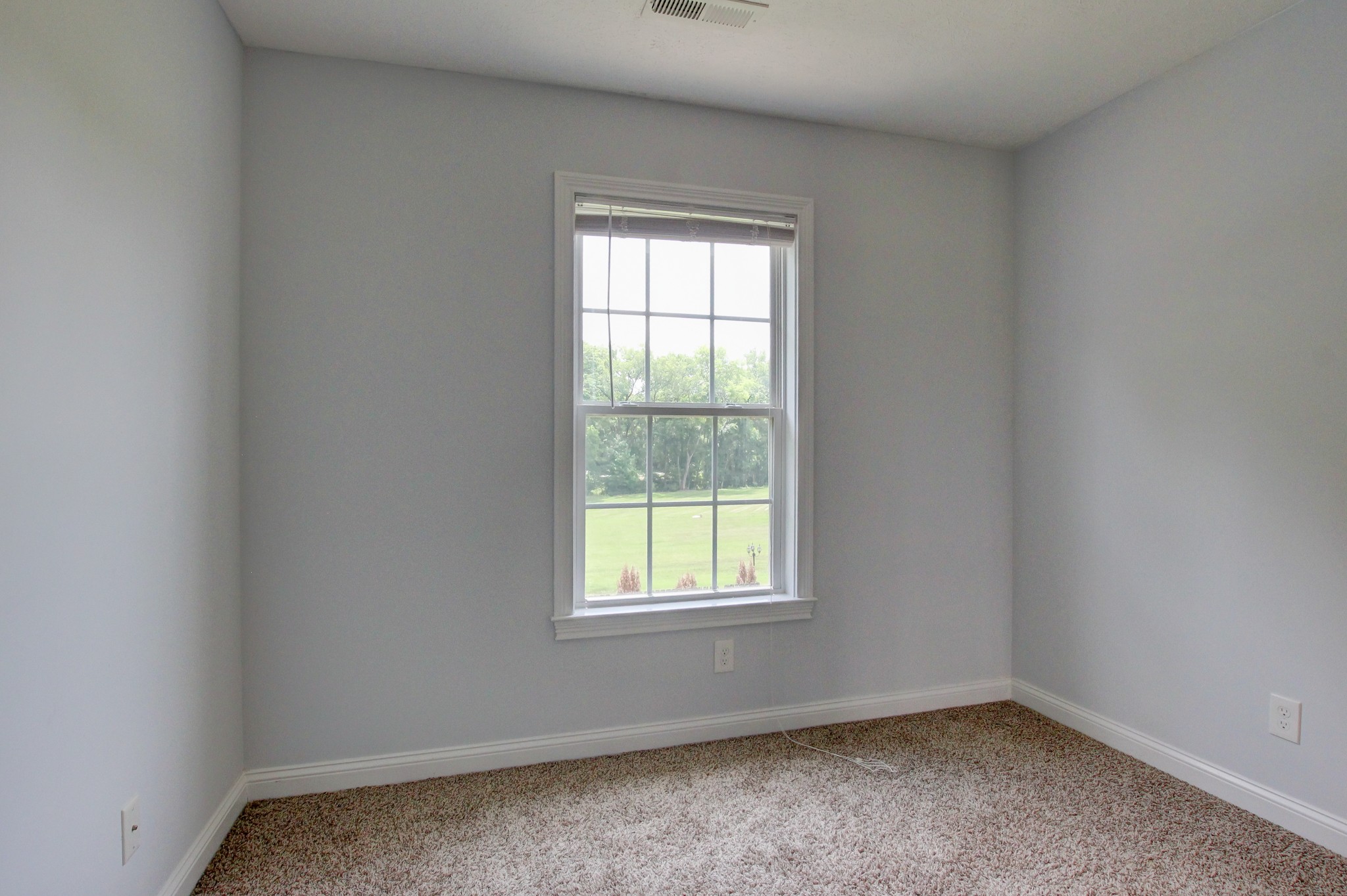 716 Cavalier Dr Property Photo 34
