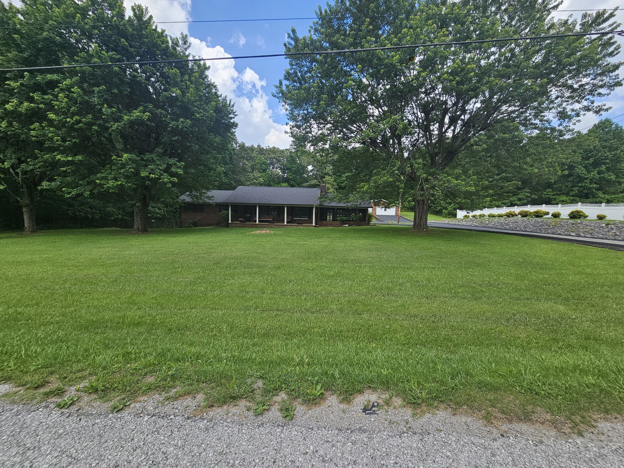 450 Main St Property Photo 7