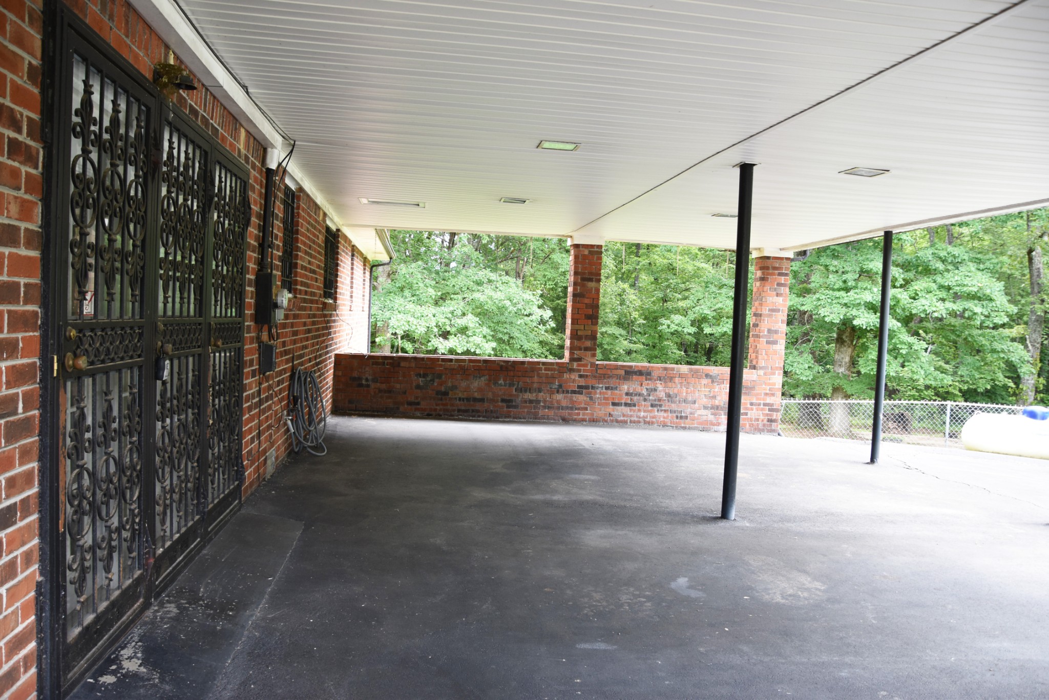 450 Main St Property Photo 45