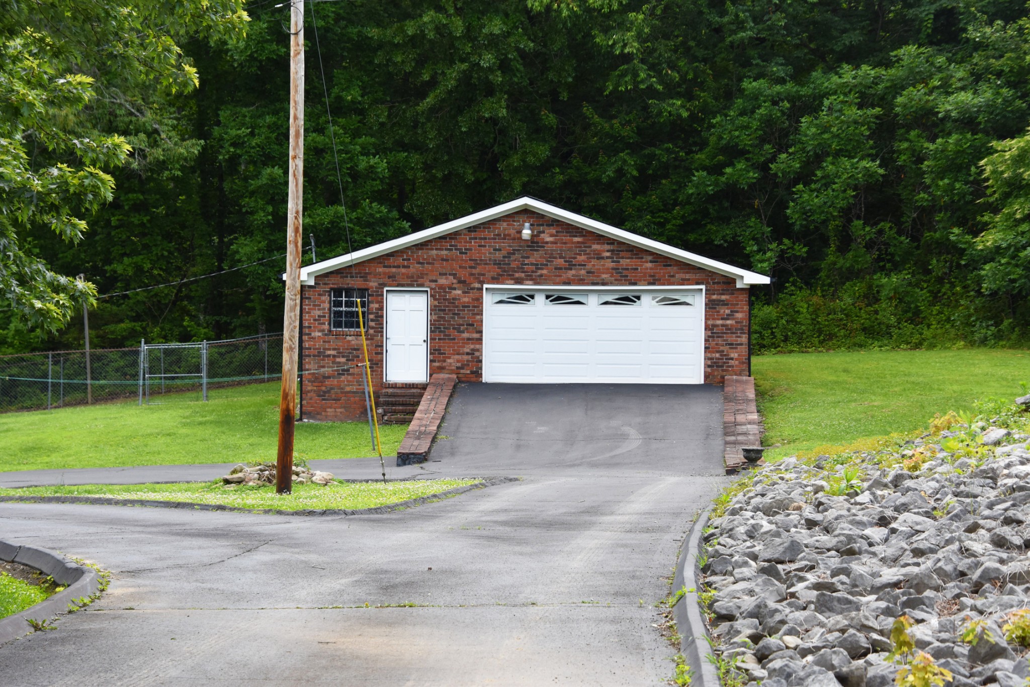 450 Main St Property Photo 69