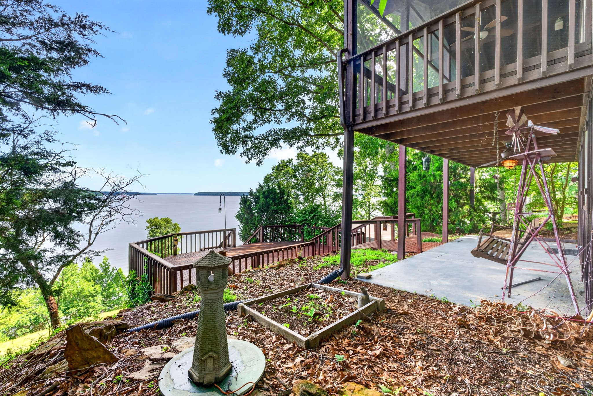 70 Hailey Ln Property Photo 33