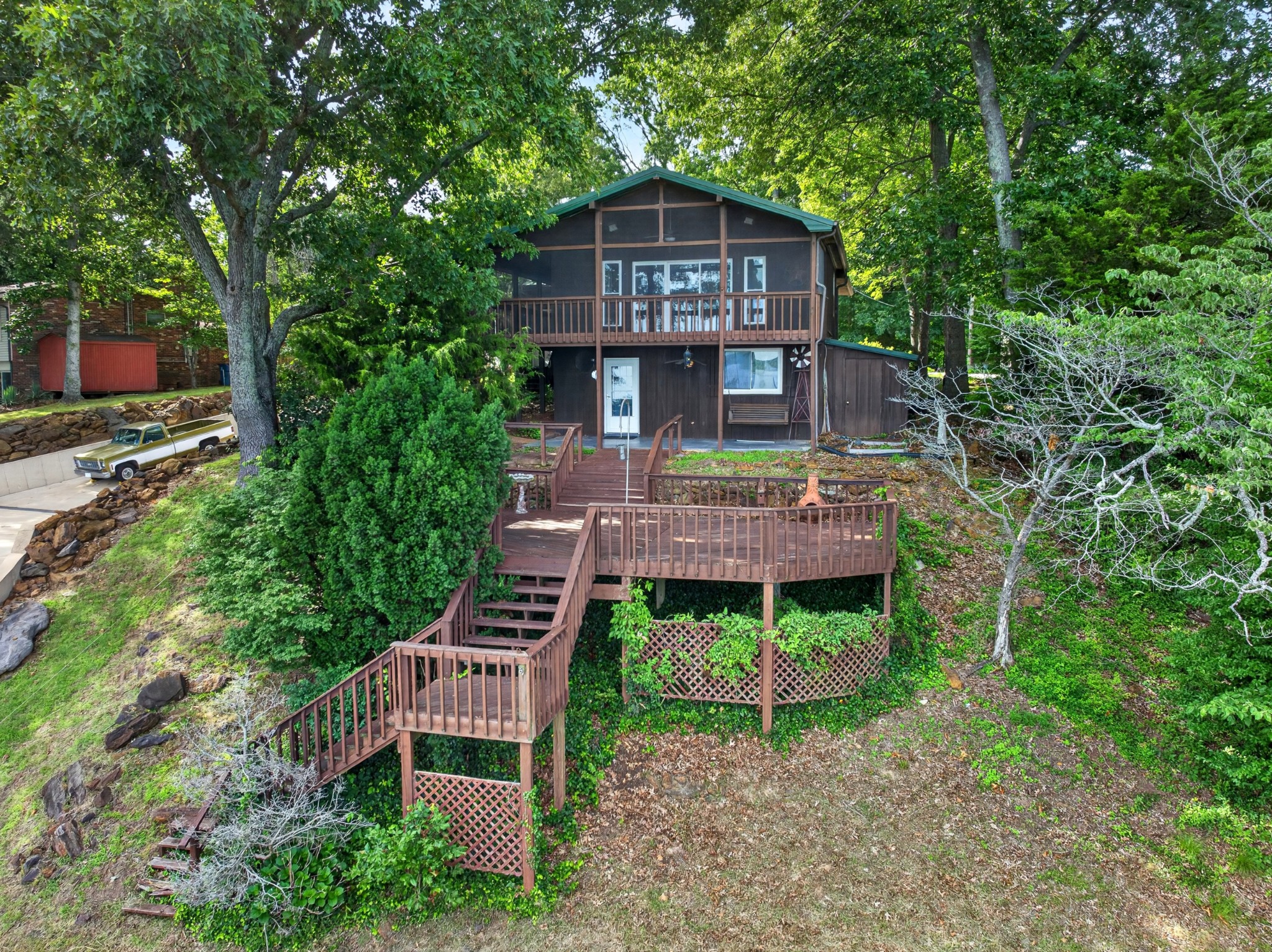 70 Hailey Ln Property Photo 42