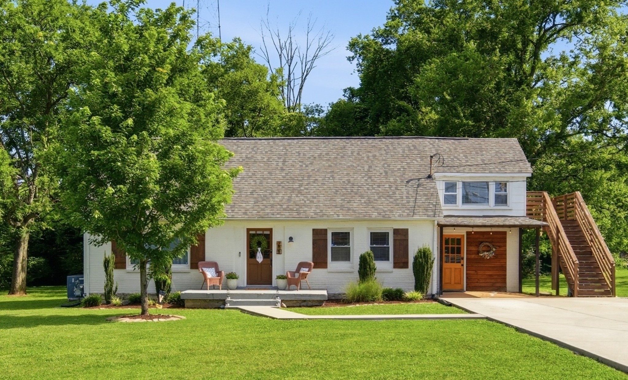 201 Maplewood Trce Property Photo 1