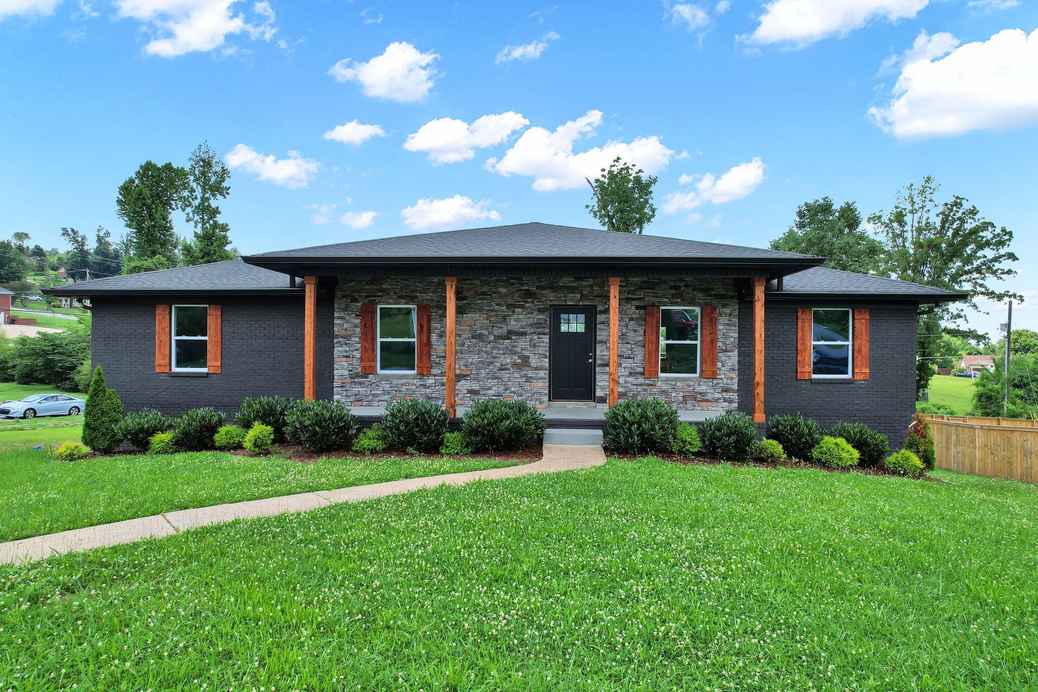 8164 Holly Crest Drive Property Photo 1