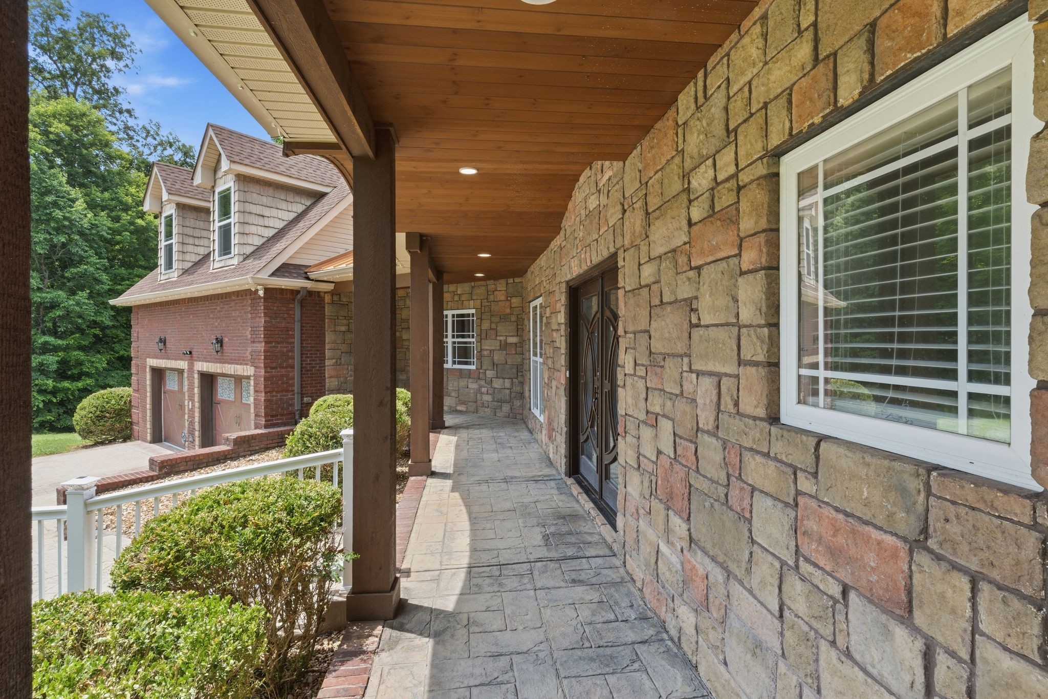 2214 Trieste Trl Property Photo 5