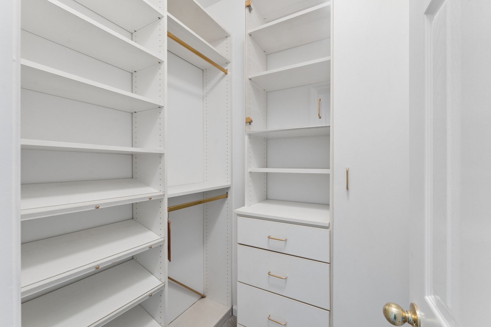 416 Mackenzie Way Property Photo 30