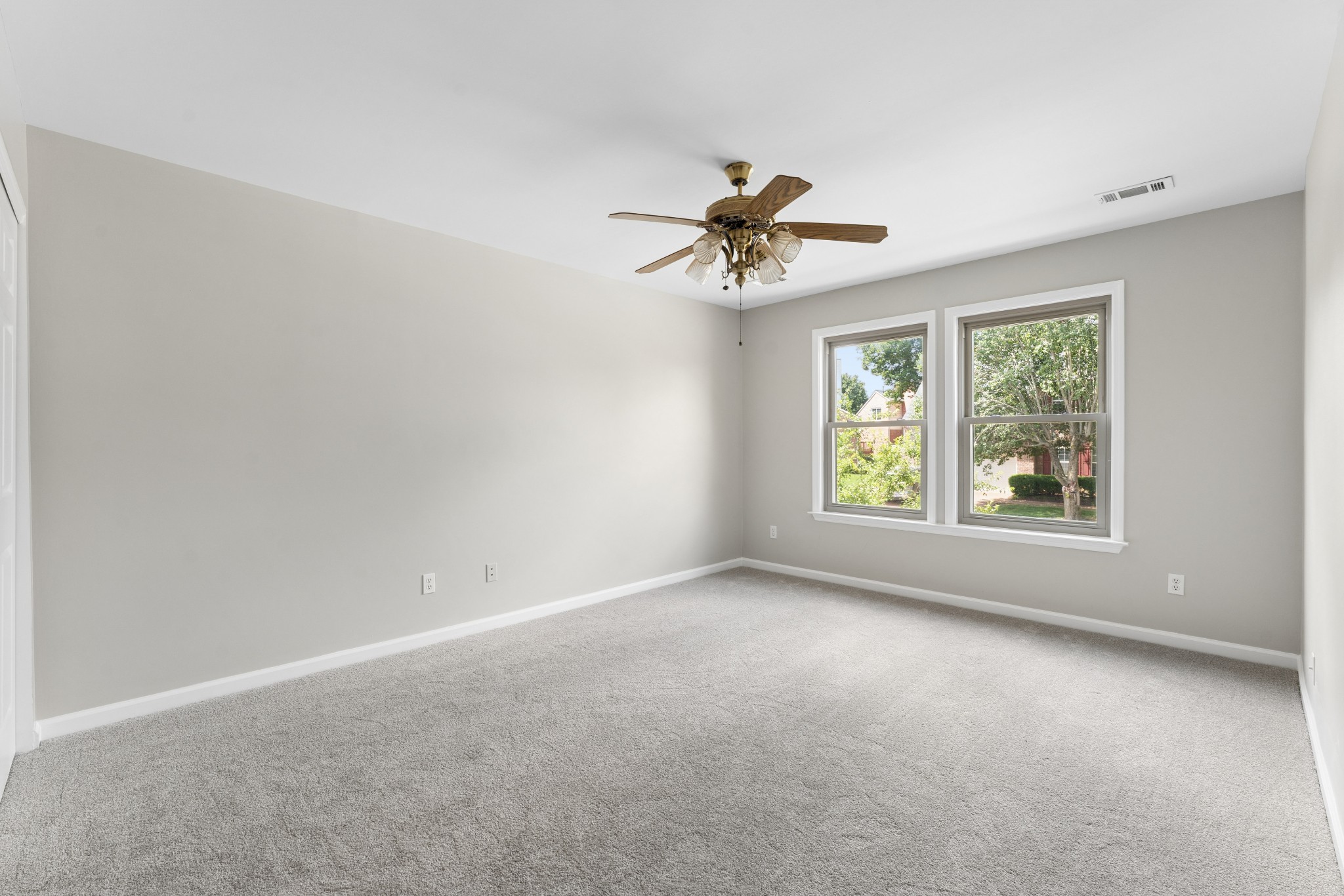 416 Mackenzie Way Property Photo 43