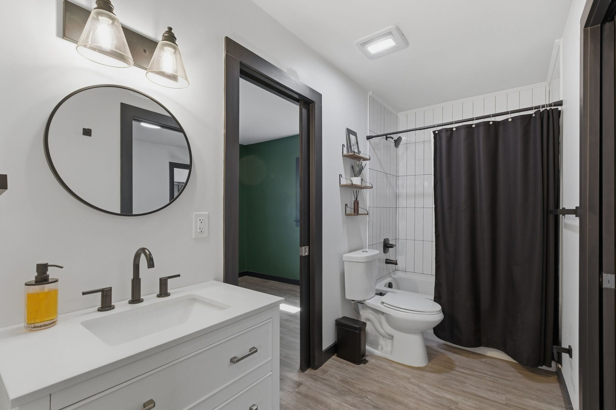 312 Elm St Property Photo 14