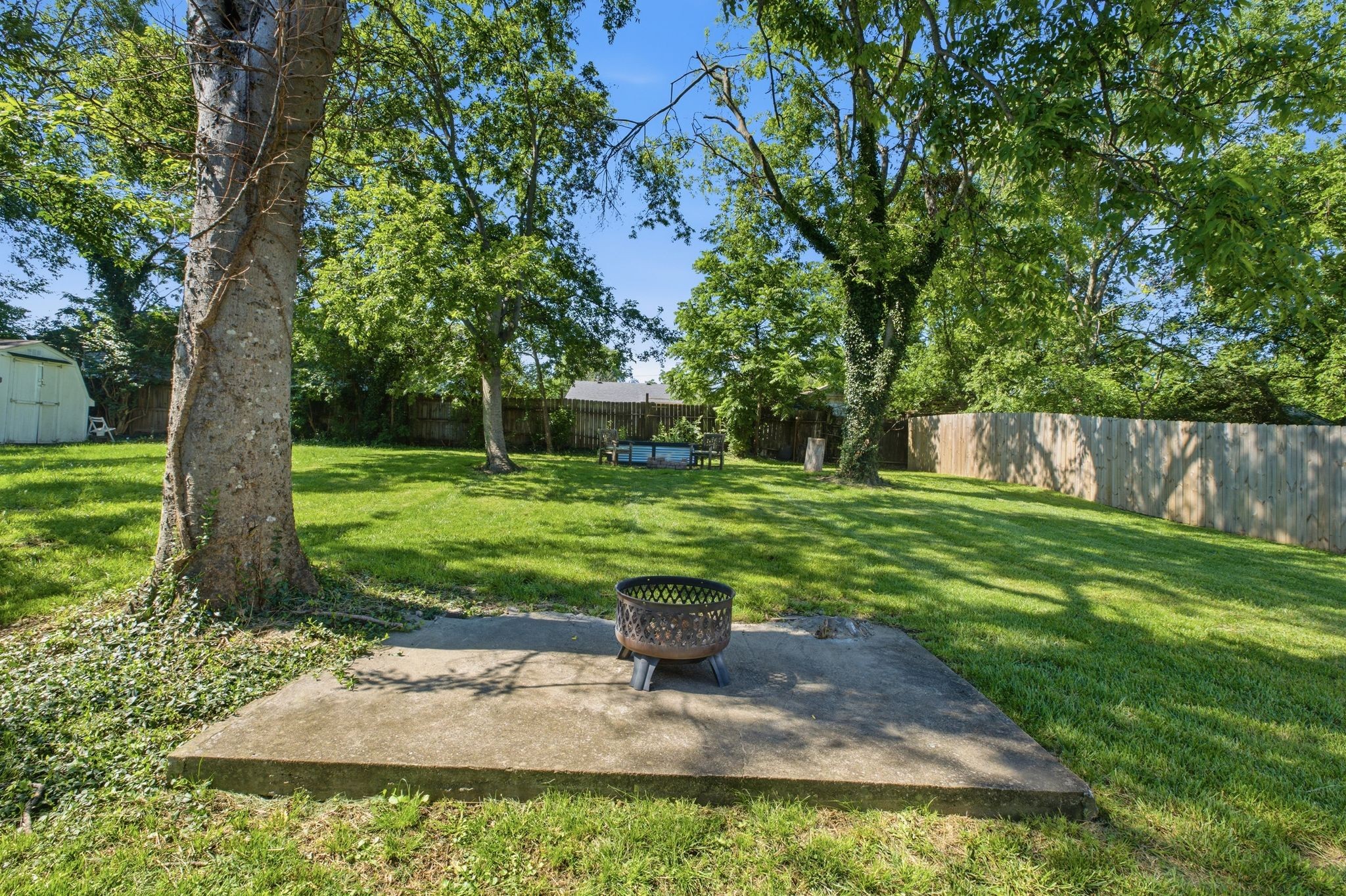 312 Elm St Property Photo 32