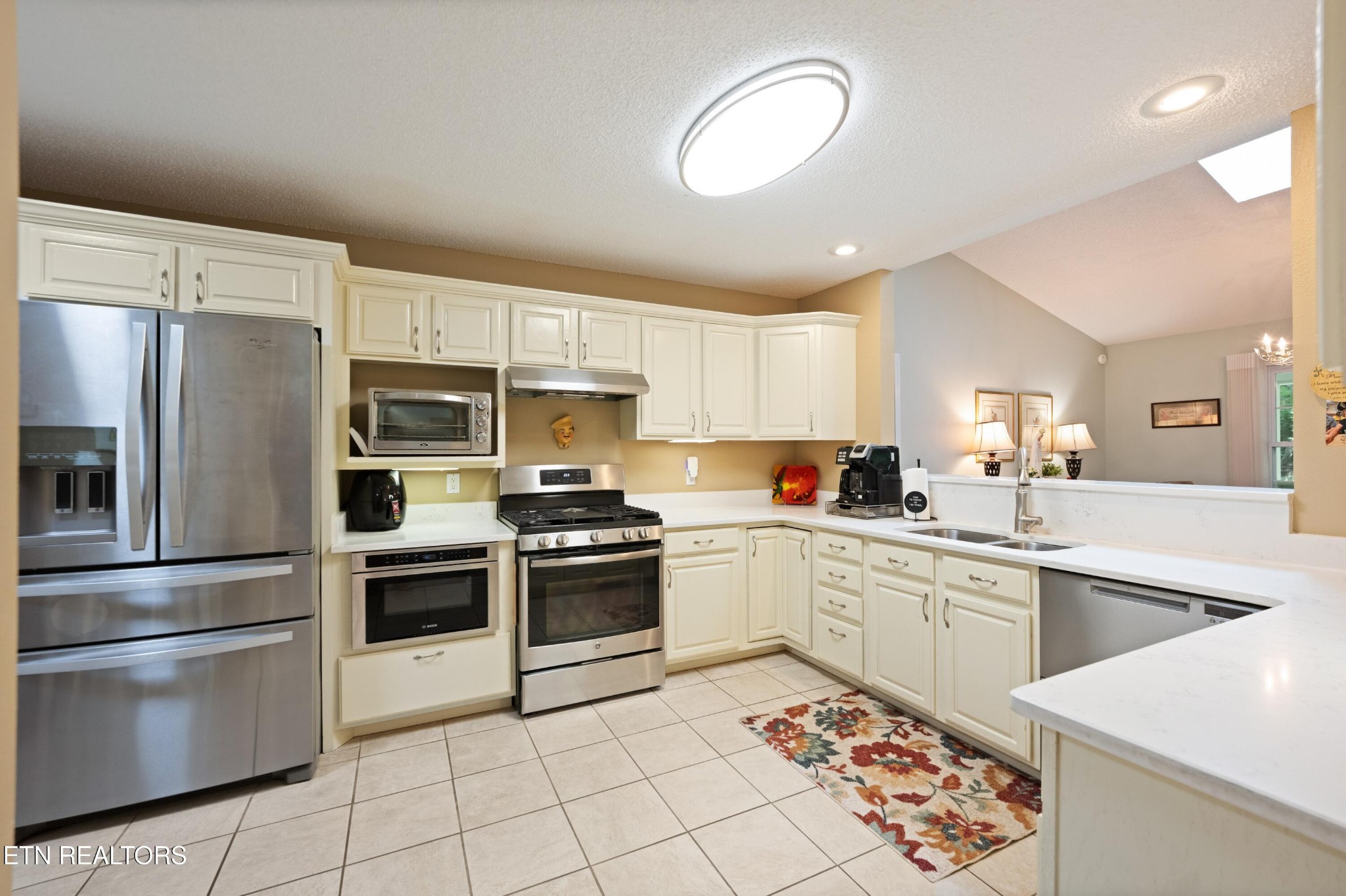 13 Kent Court Property Photo 19