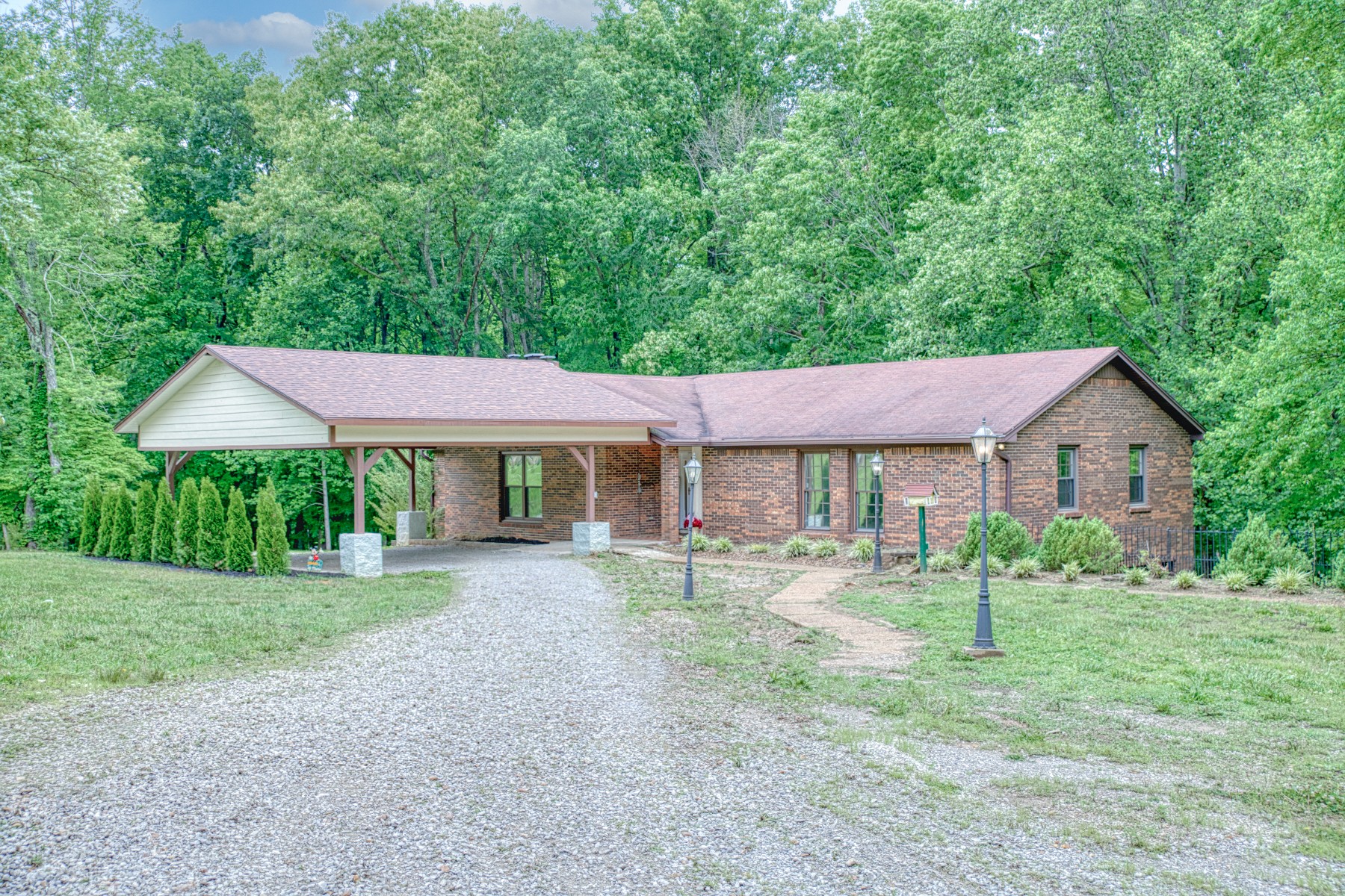 3847 Post Oak Cir