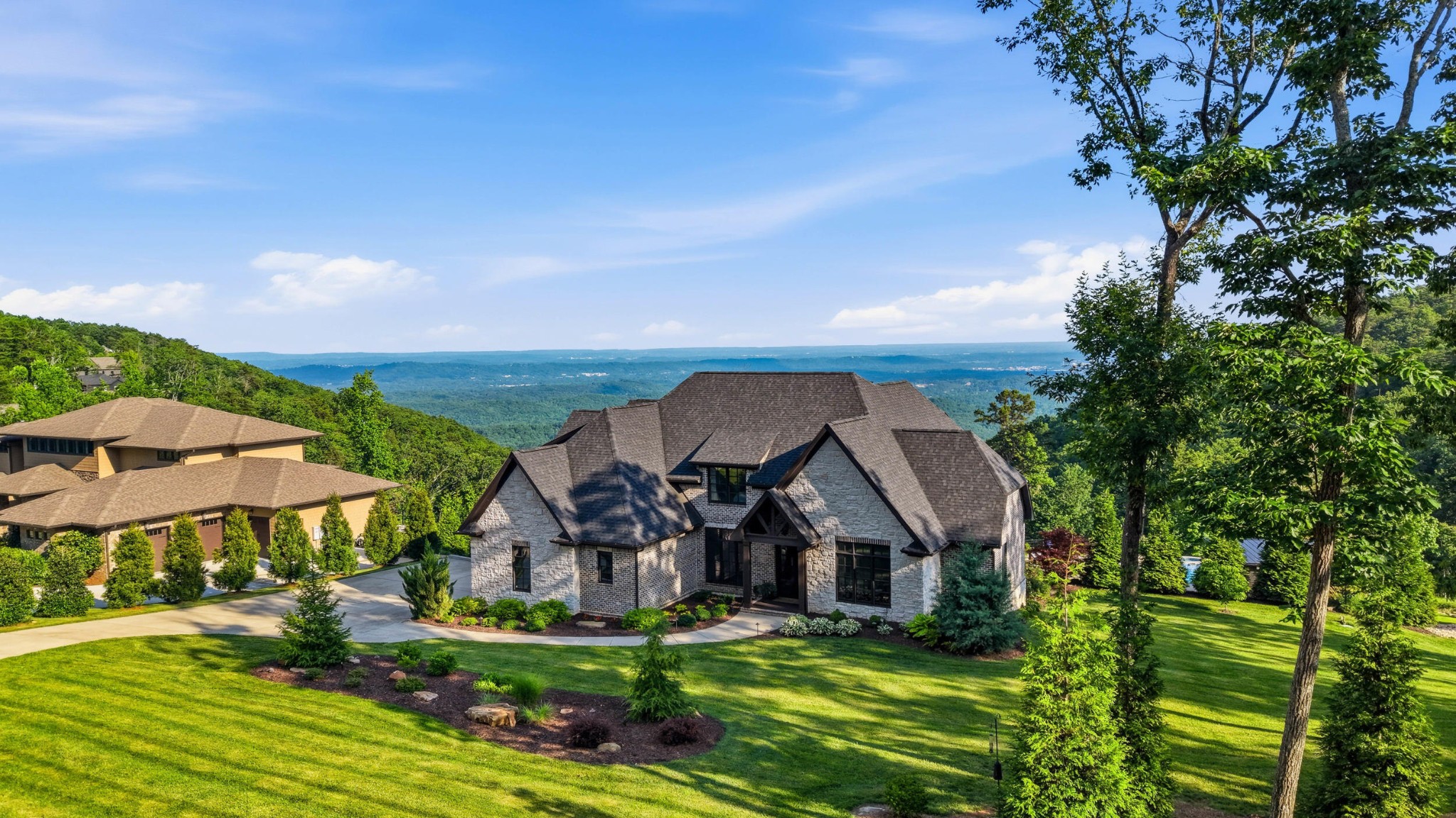 8008 Mountain Laurel Trail Property Photo 1