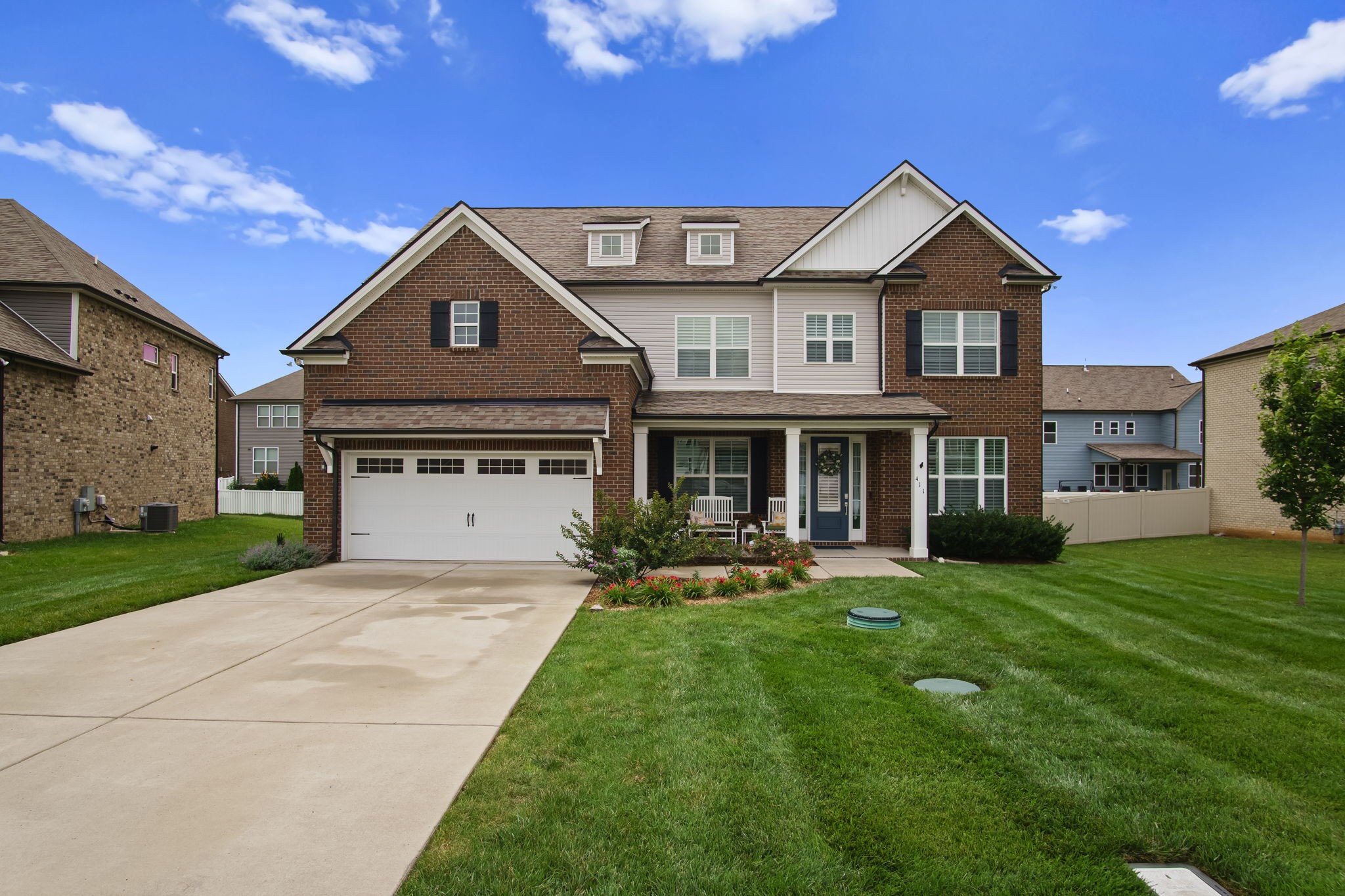 411 Buxton Ct Property Photo 1