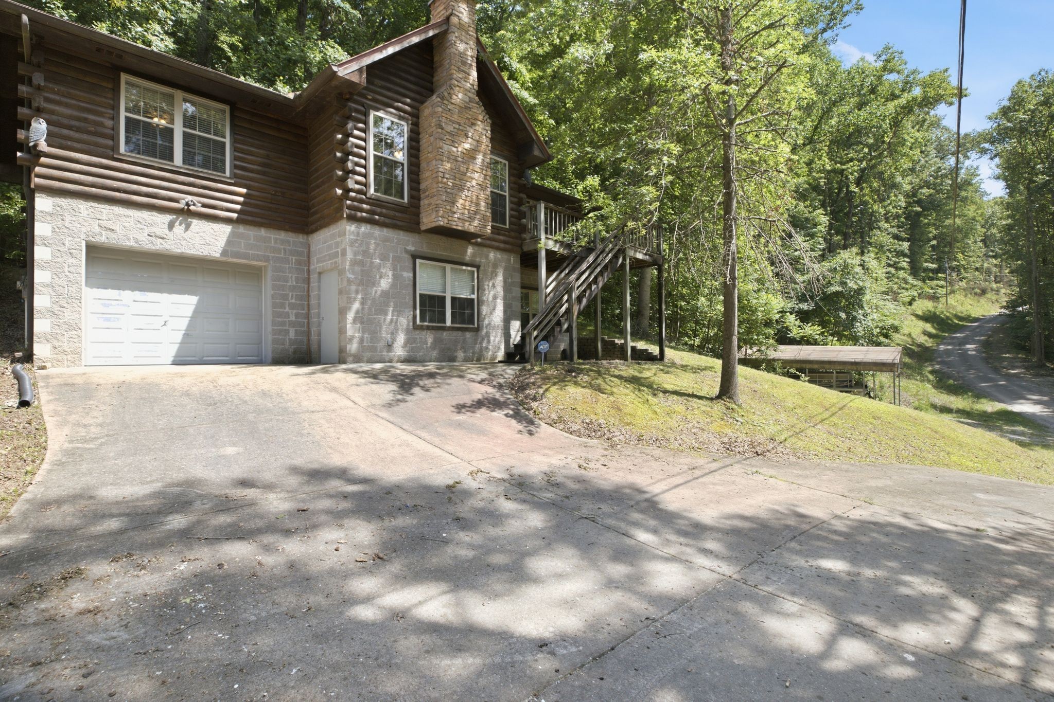 680 Lakeside Dr Property Photo 19